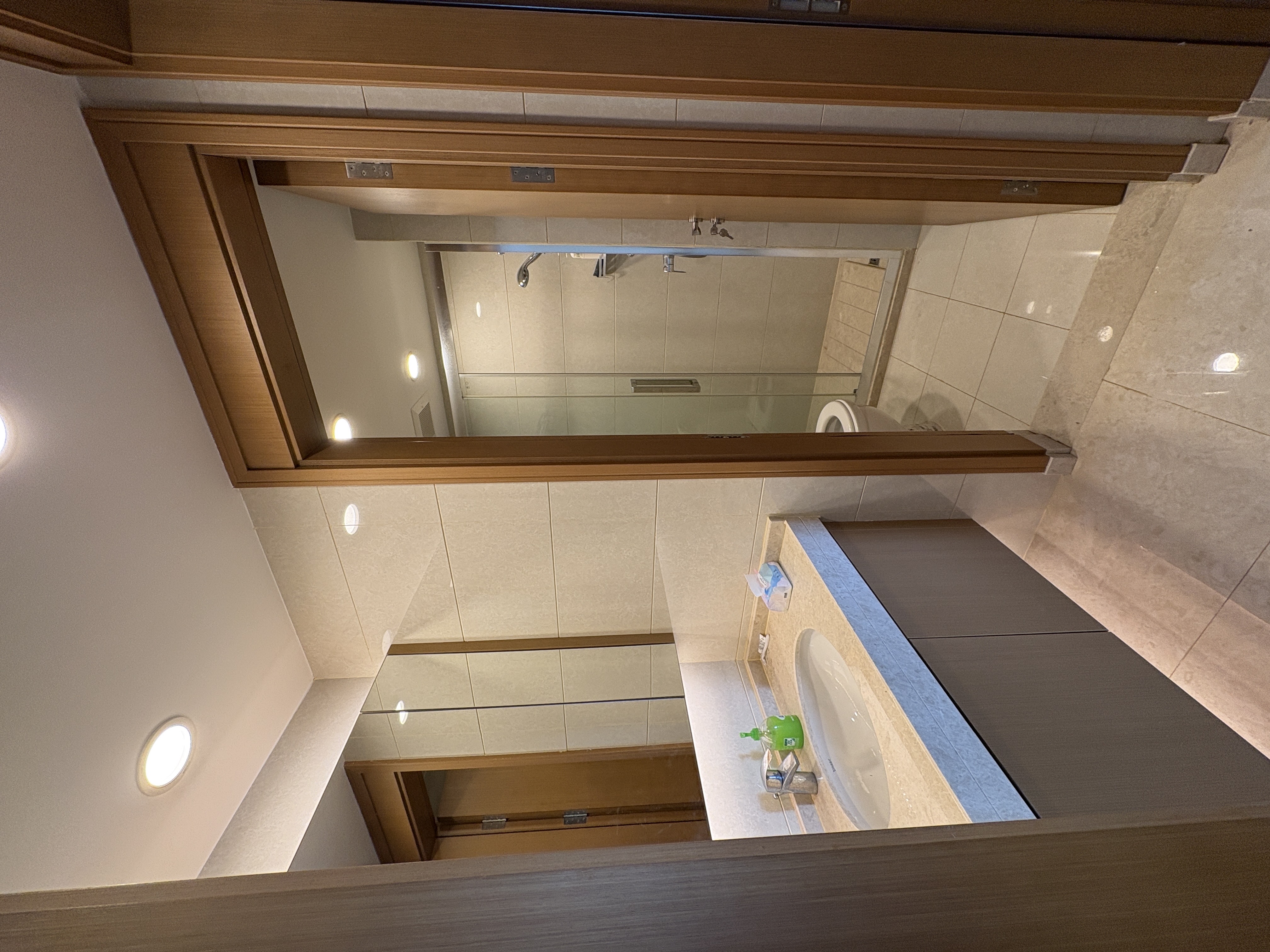 融创观澜湖公园壹号一期  3室2厅2卫    2900.0元/月室内图