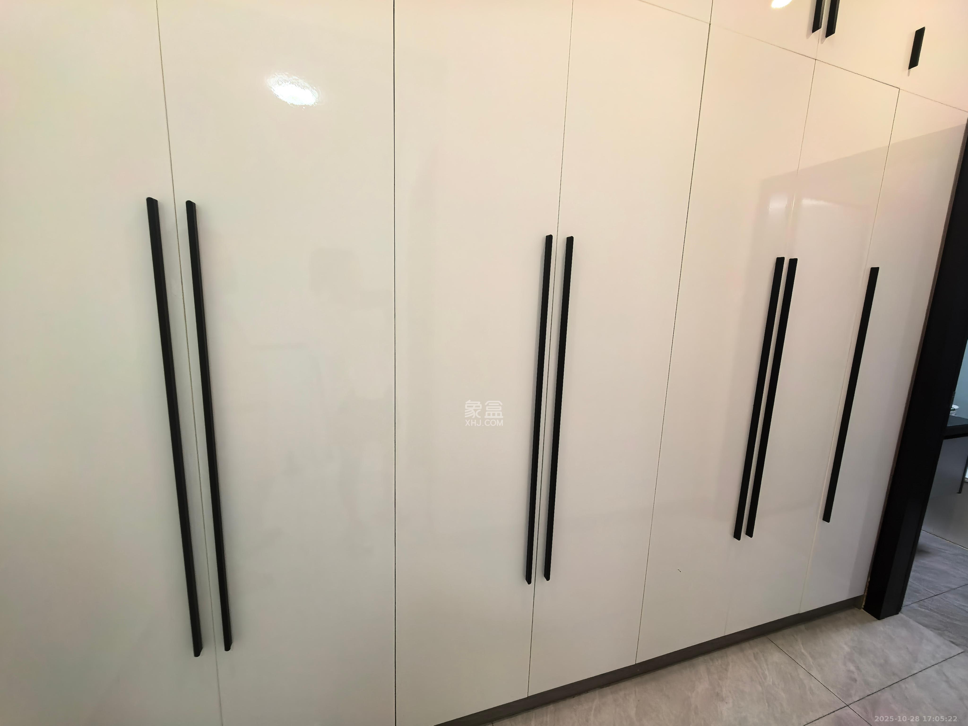 金辉优步星樾  3室2厅2卫    2600.0元/月室内图