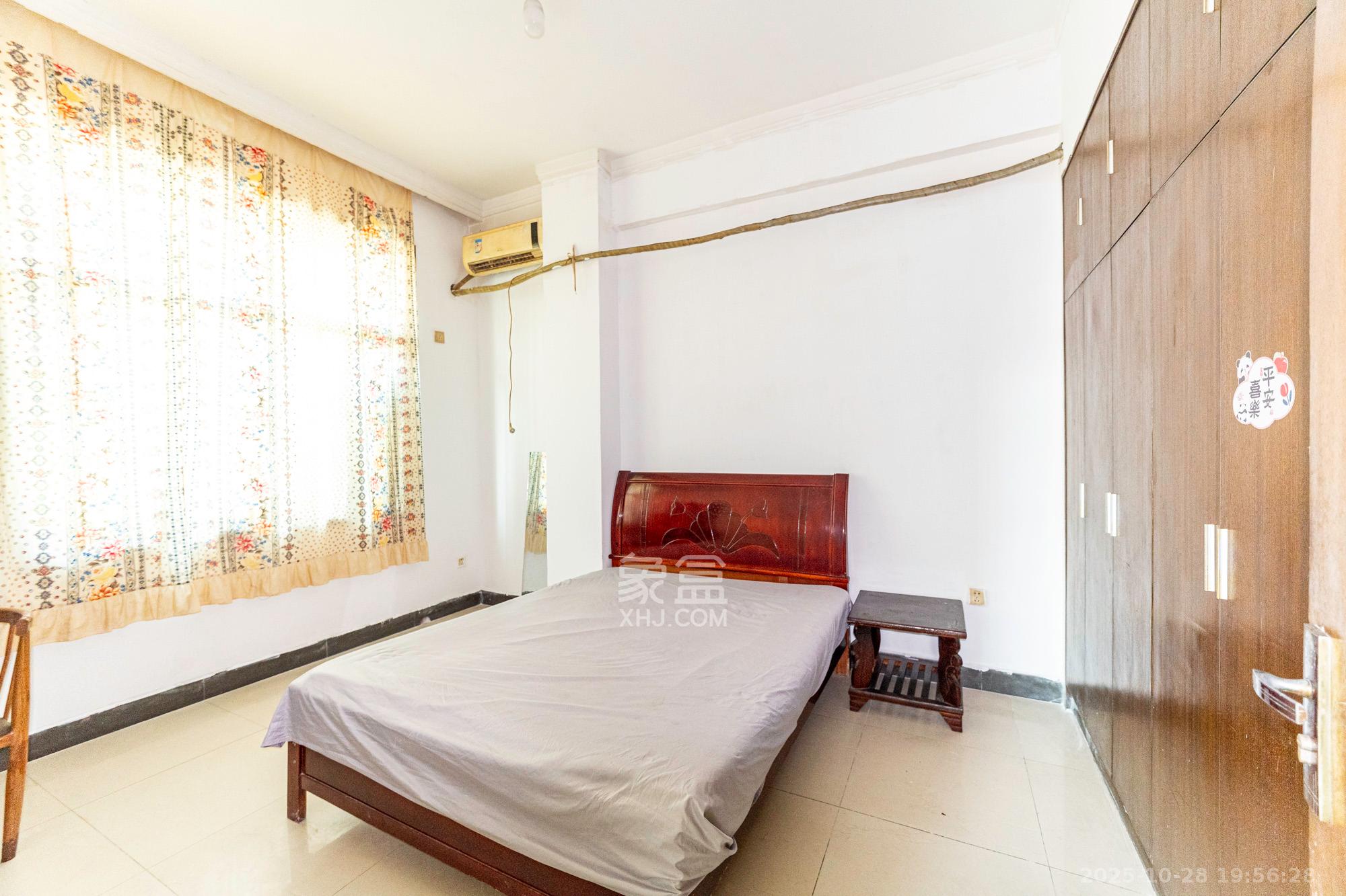 灰埠小区(灰埠社区)  3室2厅1卫    37.8万 灰埠小区(灰埠社区)  3室2厅1卫    37.8万卧室