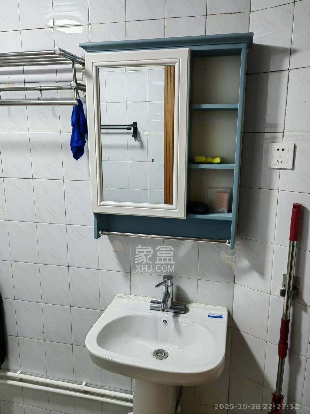 长沙师范教职工宿舍  2室2厅1卫    2100.0元/月室内图