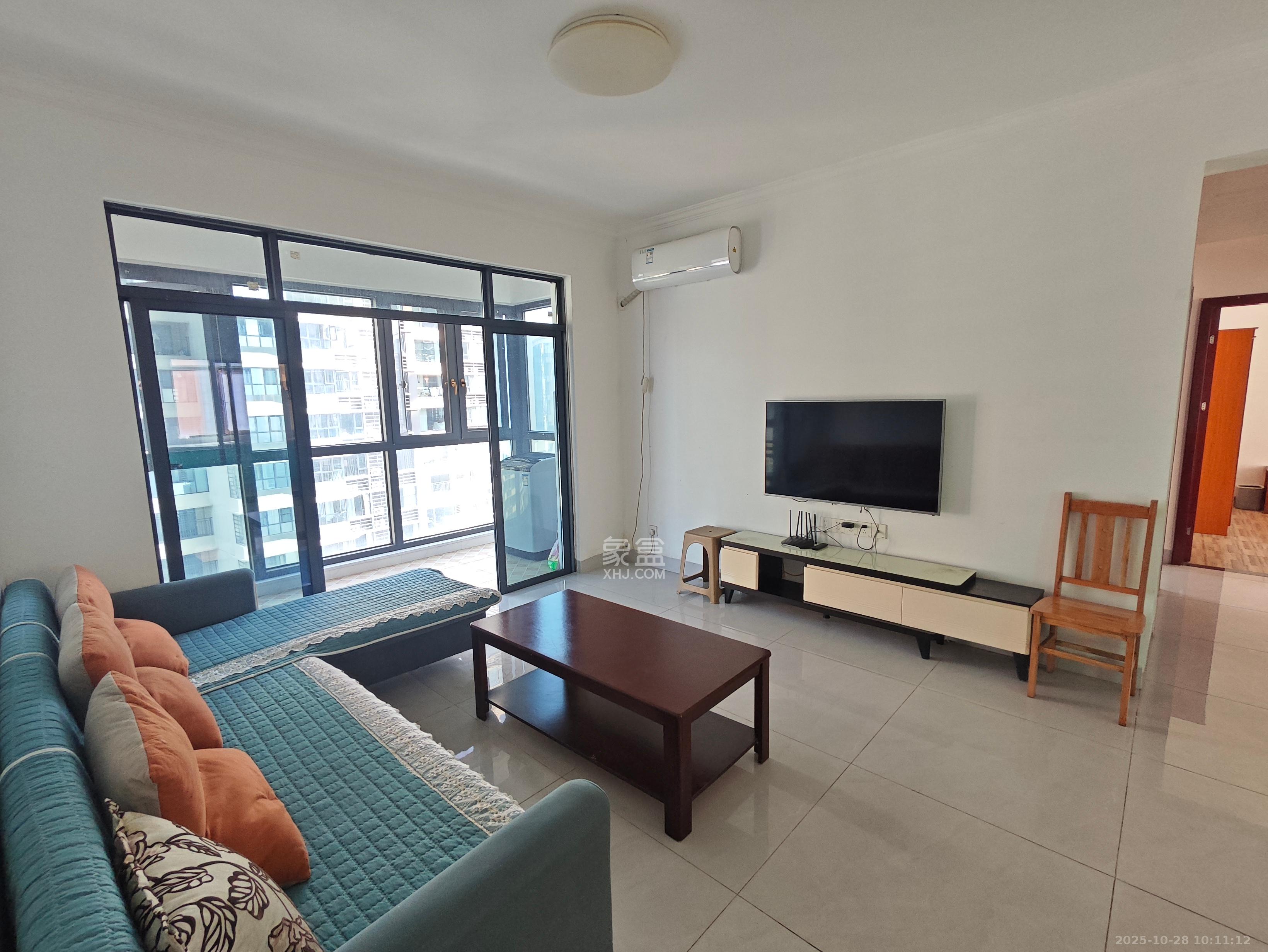 富洲滨江雅苑  3室2厅1卫    2600.0元/月室内图