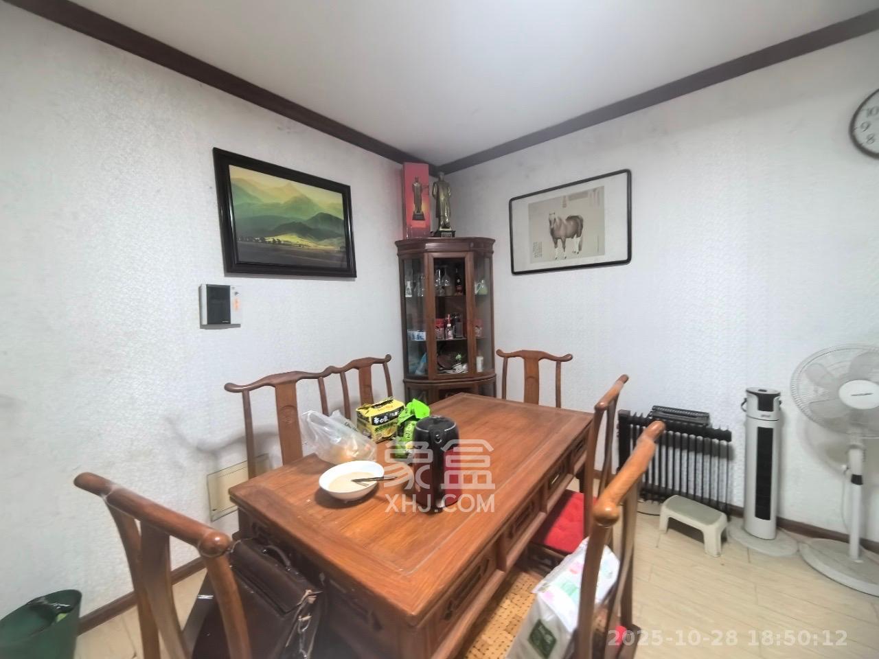 华盛新外滩 3室2厅1卫 2980.0元/月 华盛新外滩 3室2厅1卫 2980.0元/月室内图