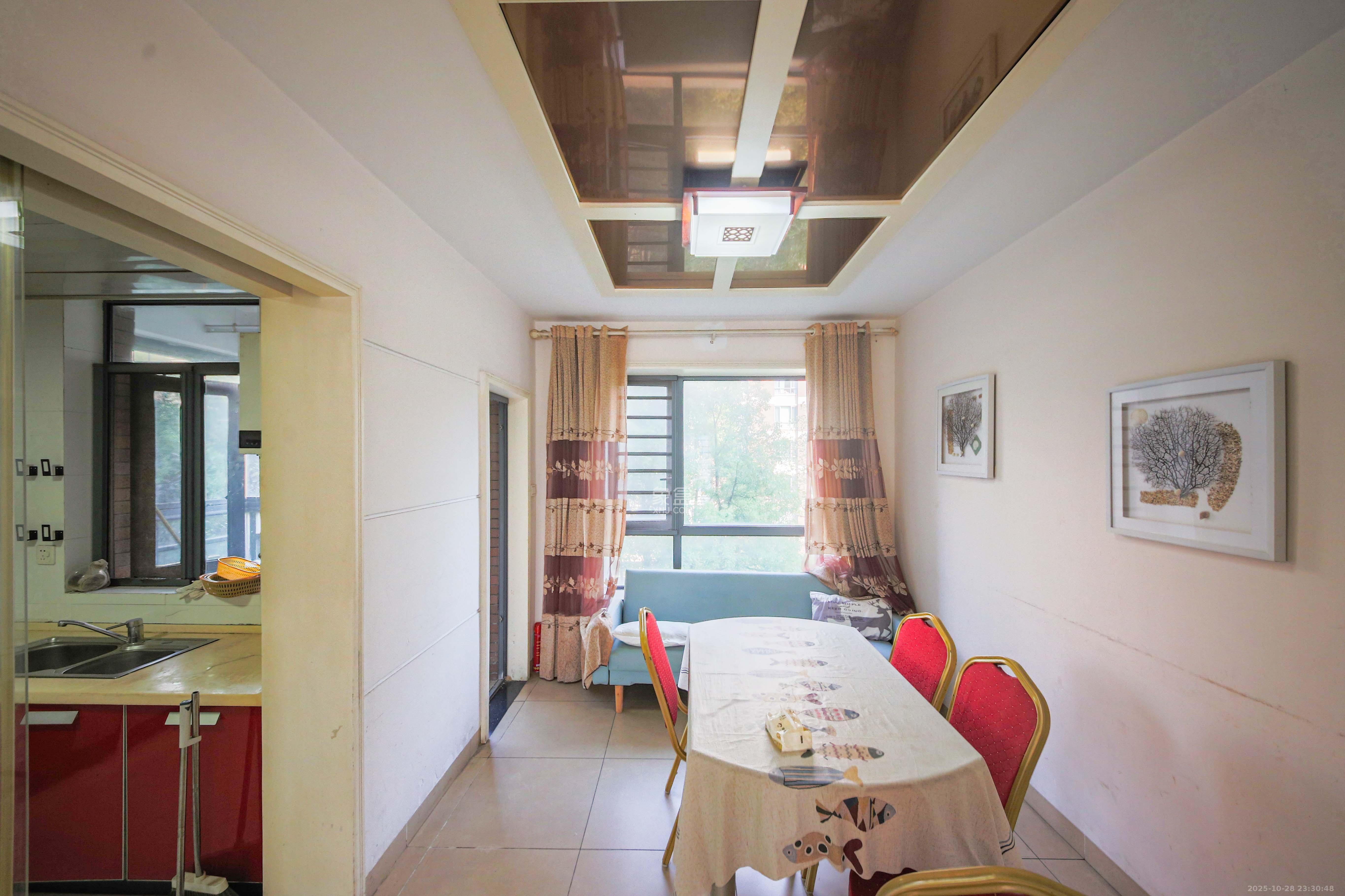 奥林匹克花园 3室2厅2卫 111.0万 奥林匹克花园 3室2厅2卫 111.0万客厅