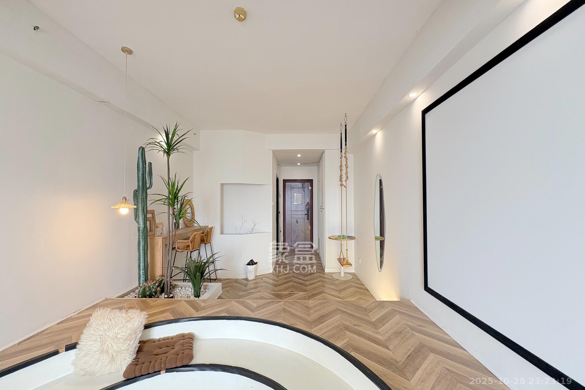 天心华庭  1室1厅1卫    42.8万 天心华庭  1室1厅1卫    42.8万卧室