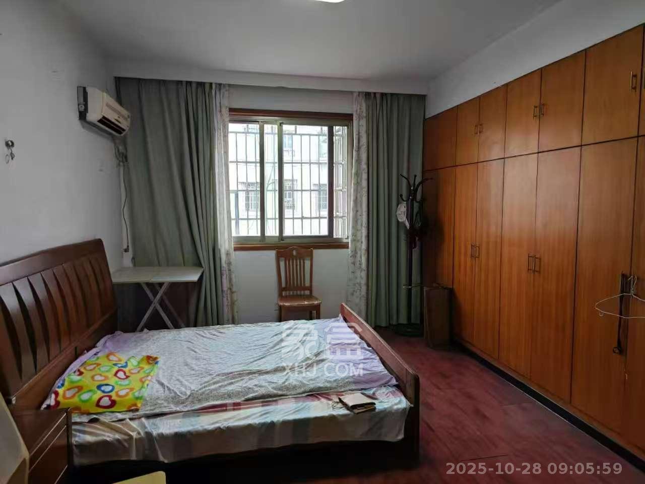 星邮小区  1室1厅1卫    1500.0元/月室内图