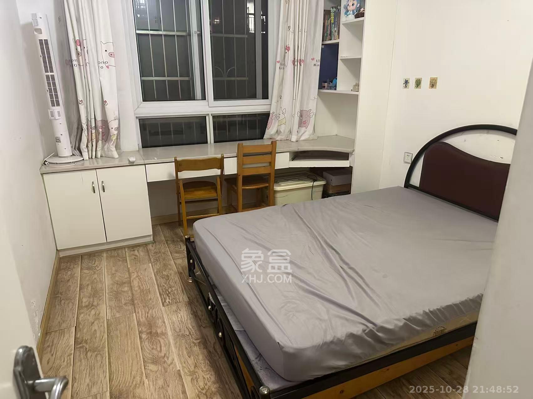 山水湾  3室2厅1卫    2000.0元/月室内图