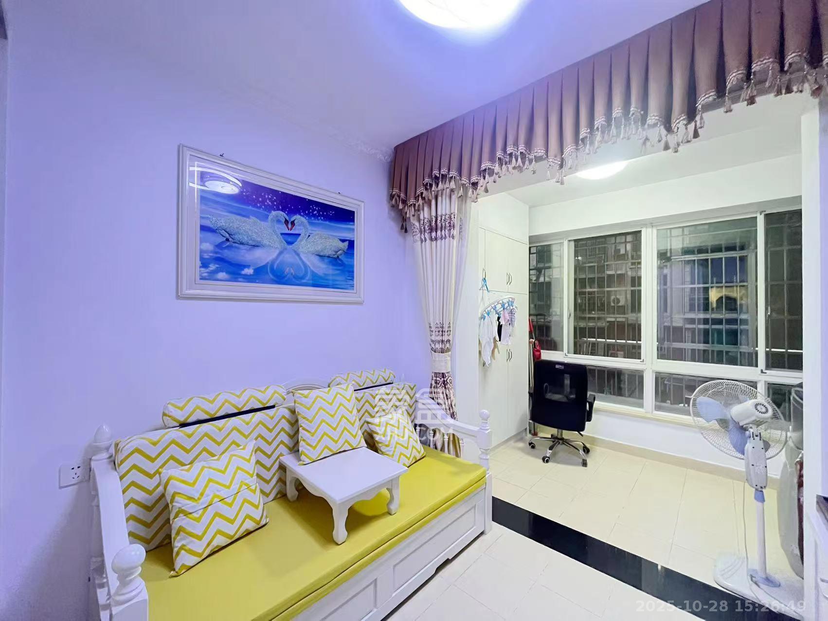 恩瑞麓山名园（龙王港小区）  2室2厅1卫    1500.0元/月室内图