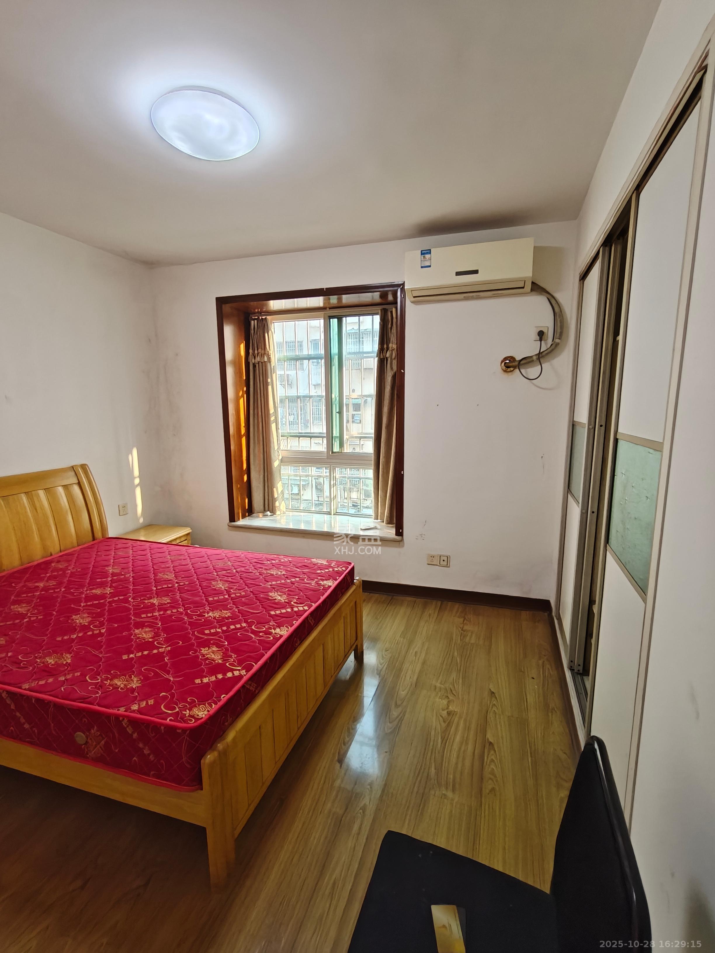 香巴圣地  3室2厅2卫    2500.0元/月室内图