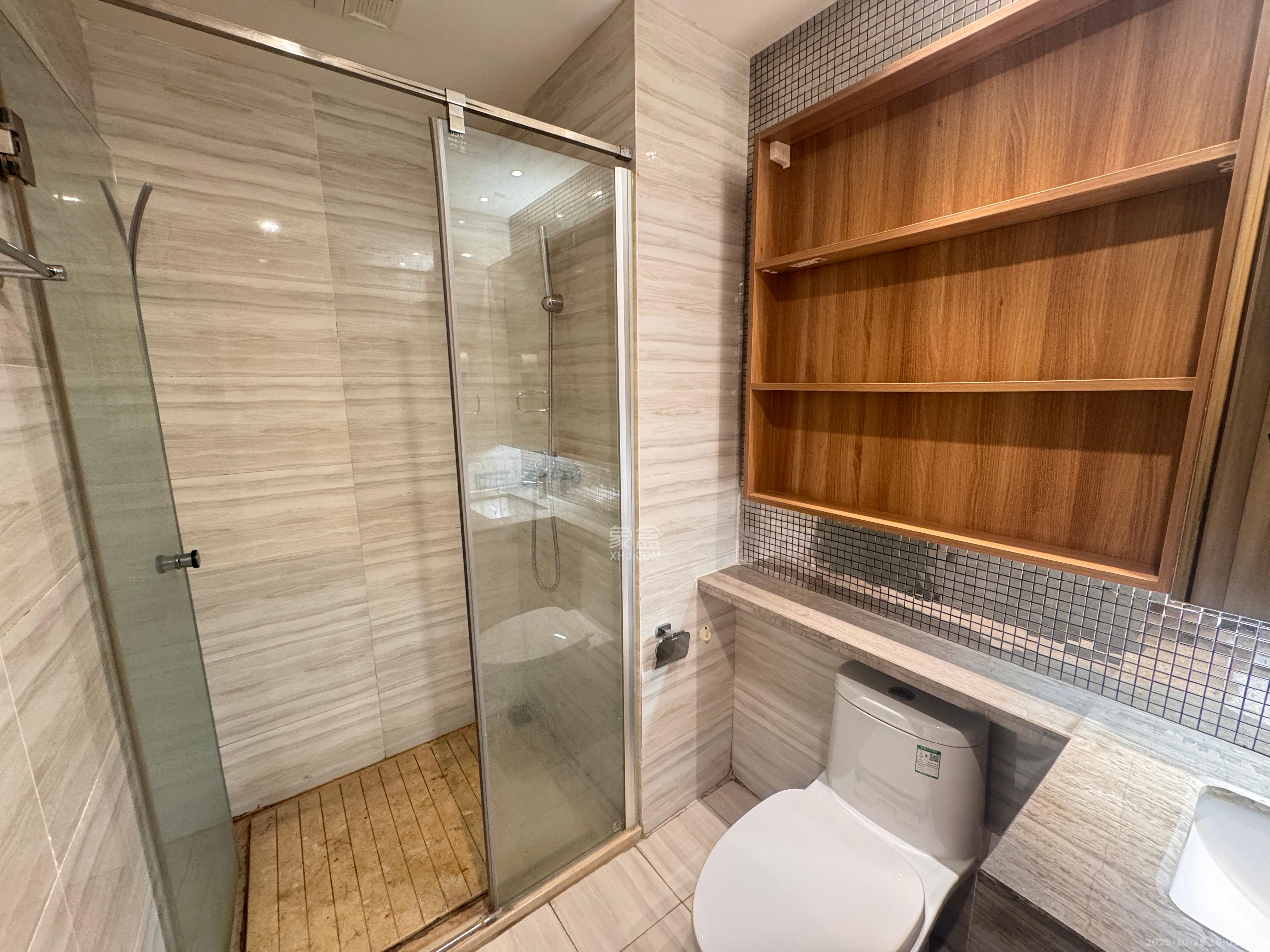 恒大上林苑  1室1厅1卫    1300.0元/月 恒大上林苑  1室1厅1卫    1300.0元/月室内图