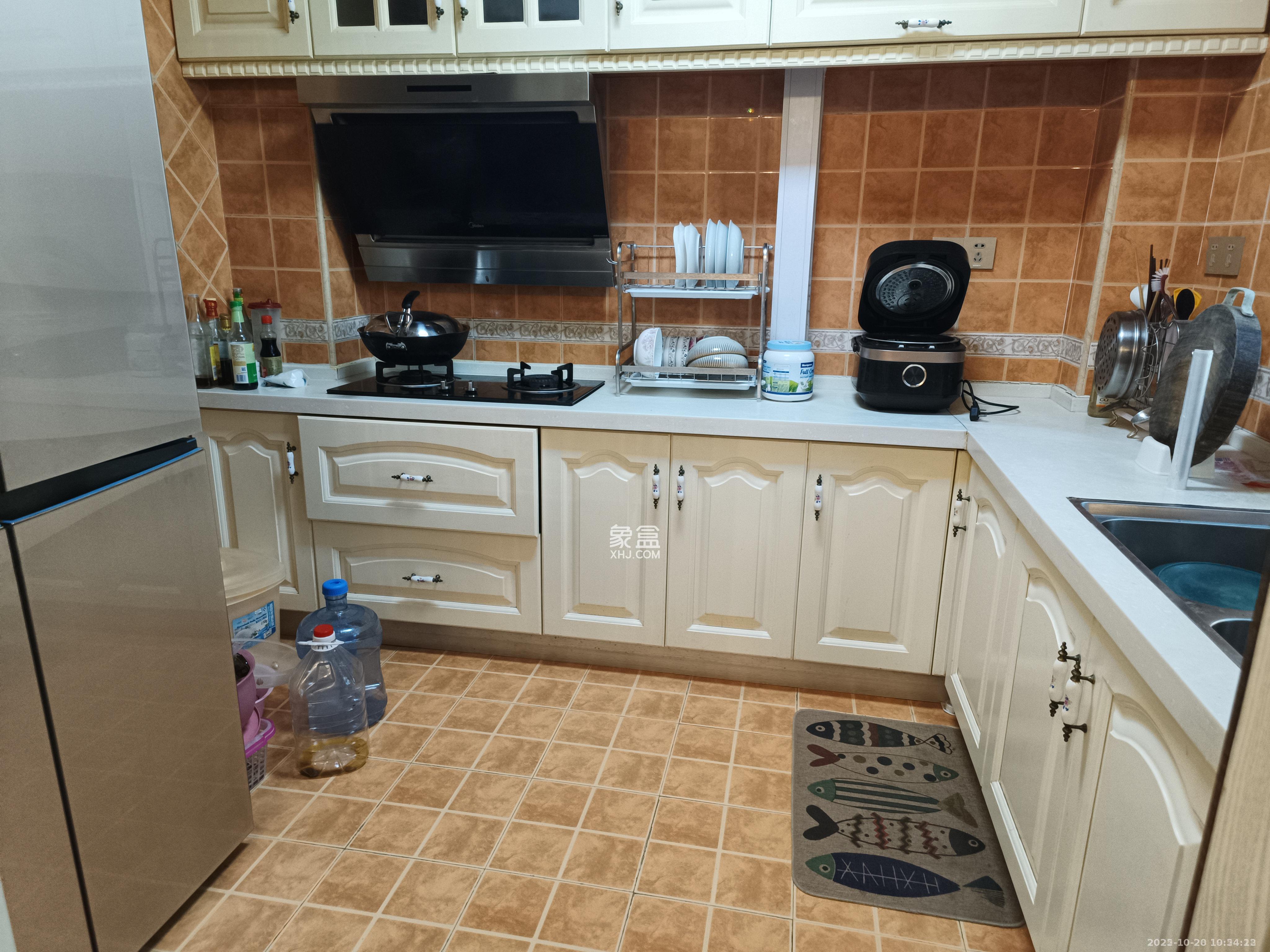 奥林匹克花园  3室1厅2卫    2800.0元/月室内图