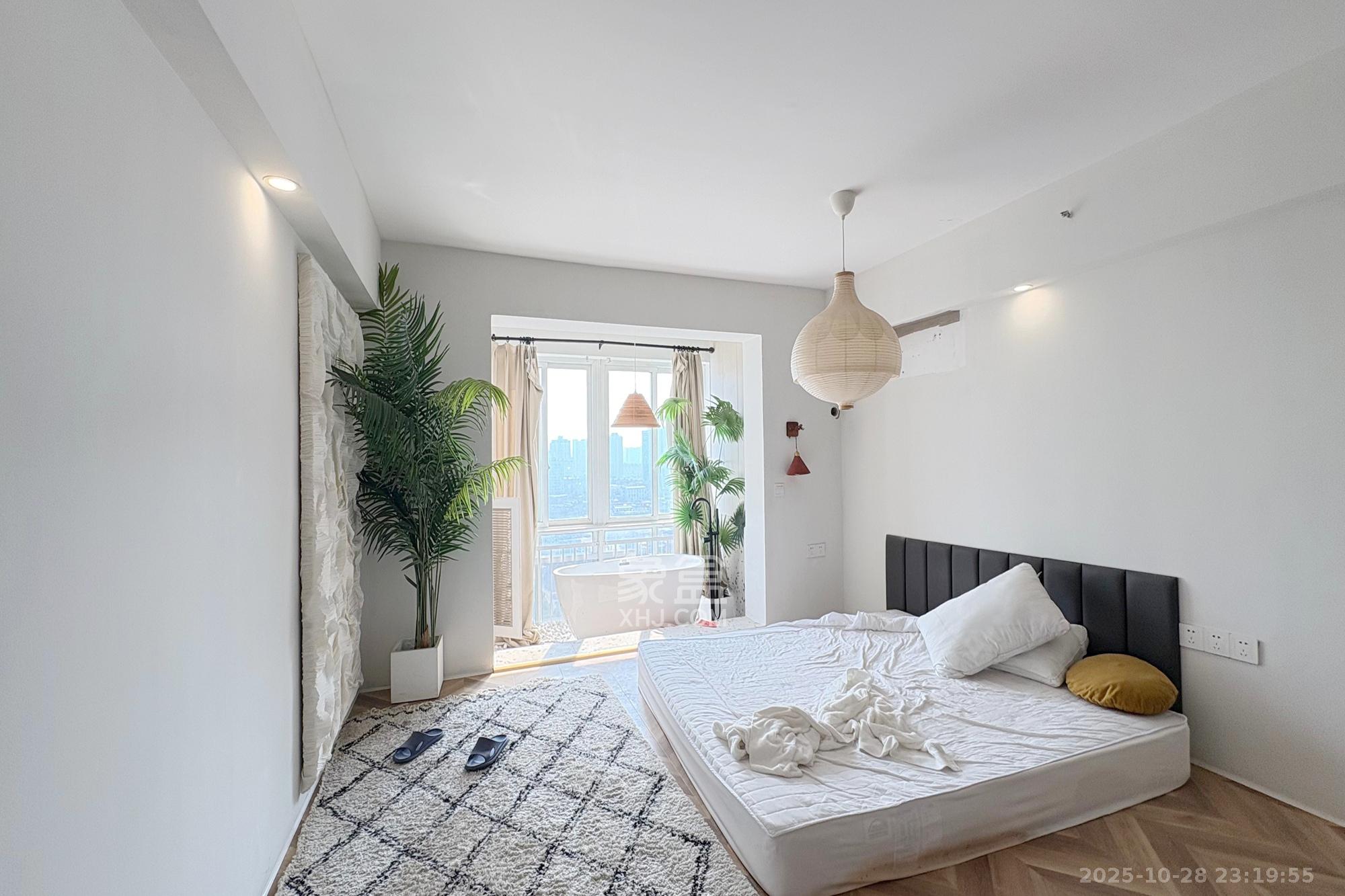 天心华庭  1室1厅1卫    42.8万客厅