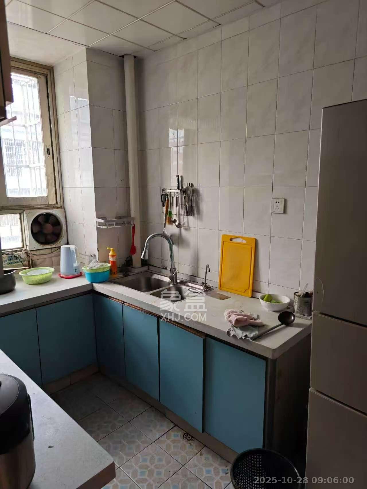 星邮小区  1室1厅1卫    1500.0元/月室内图