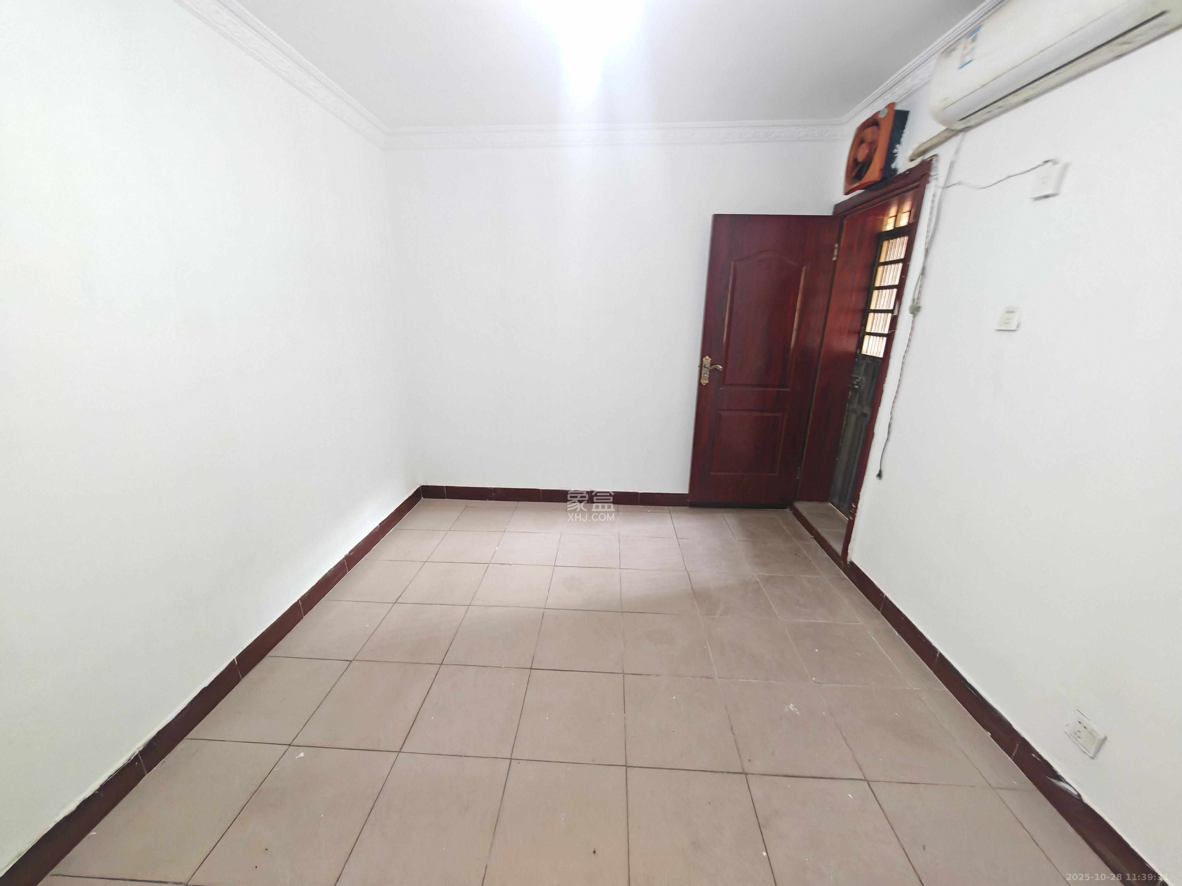 家兴公寓（洪家井）  2室1厅1卫    1800.0元/月室内图