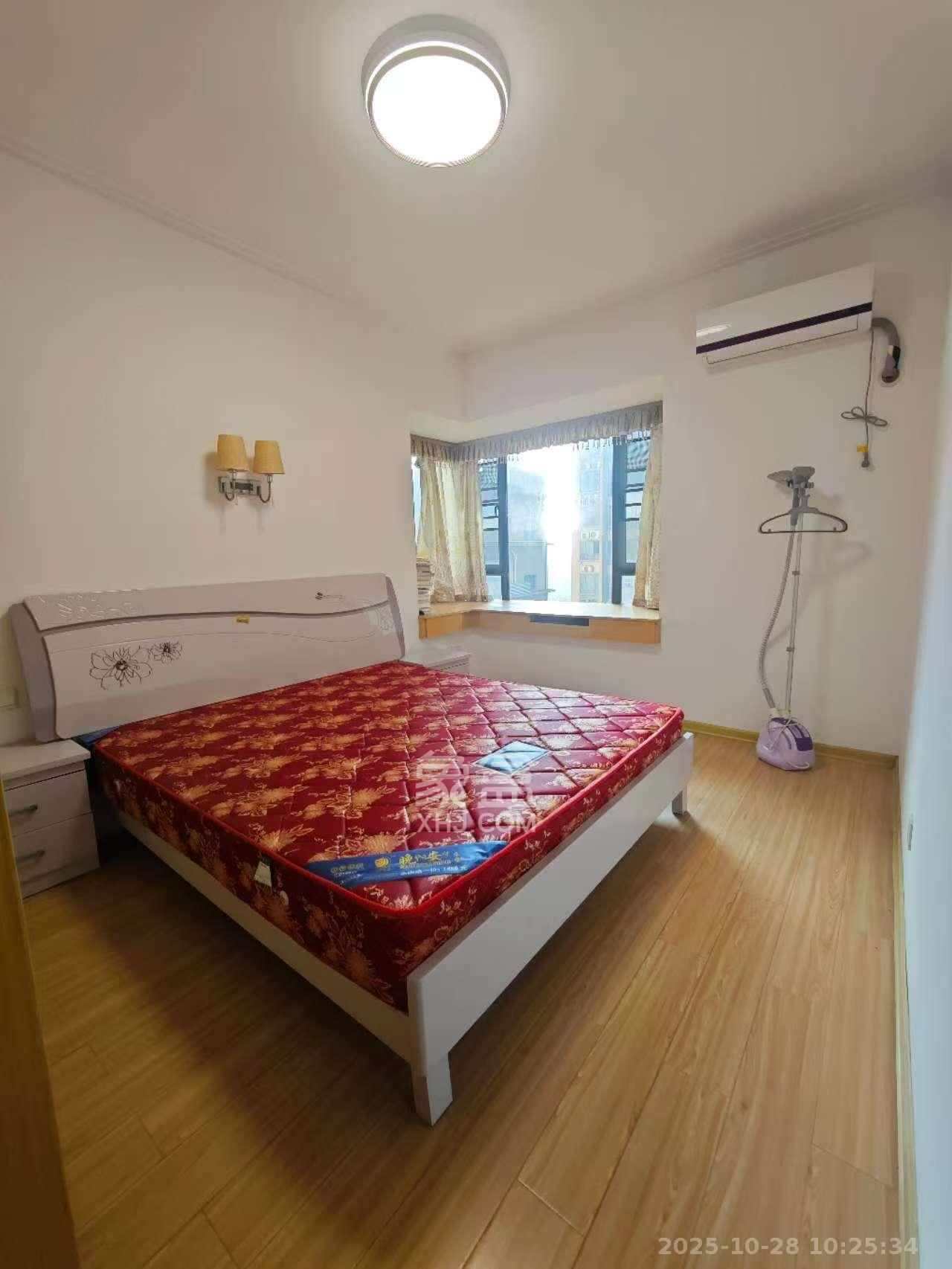 恒鑫山水卿卿  2室2厅1卫    1800.0元/月室内图