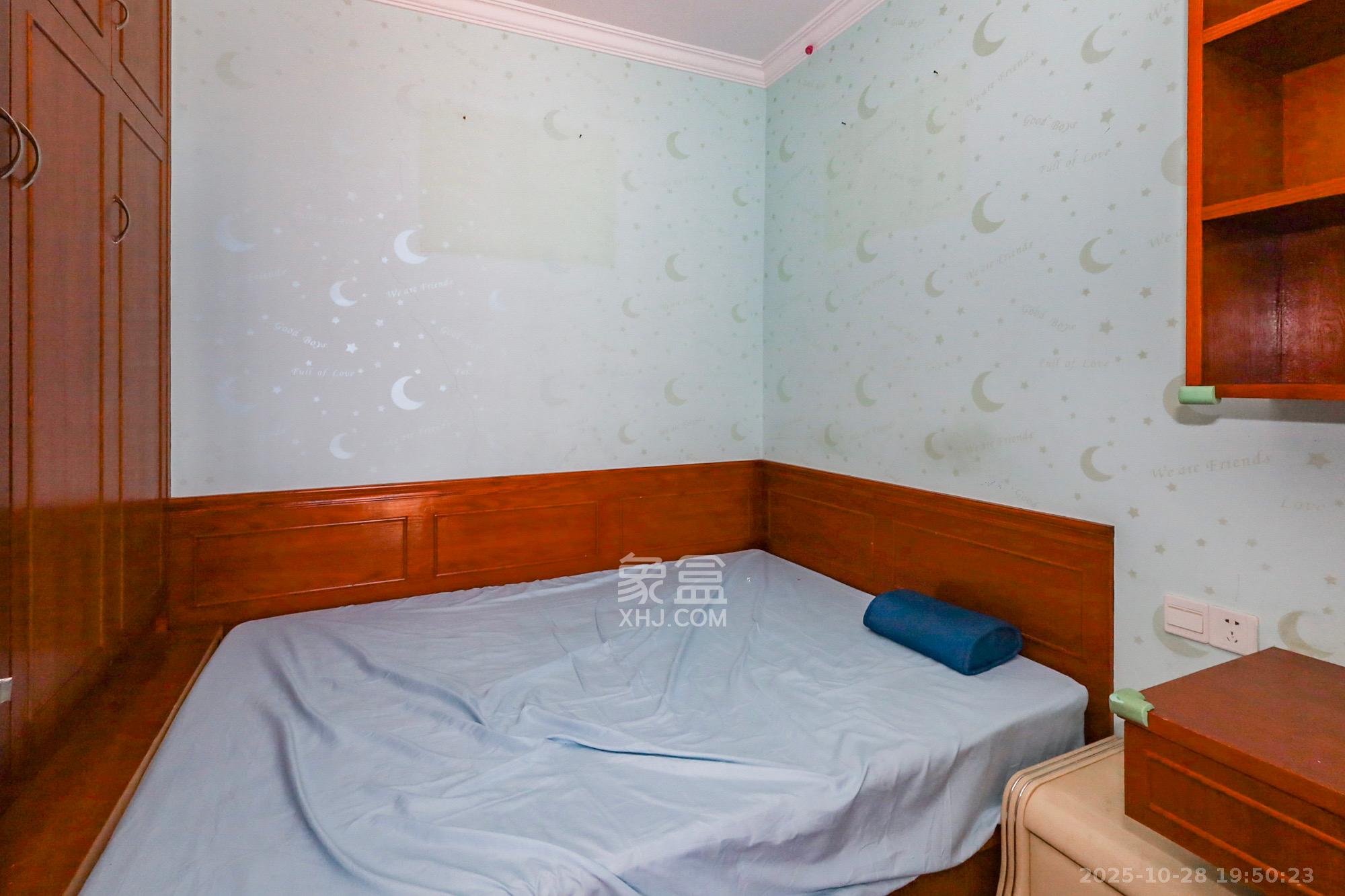 钰龙天下二期（钰龙佳园）  3室2厅1卫    3000.0元/月室内图