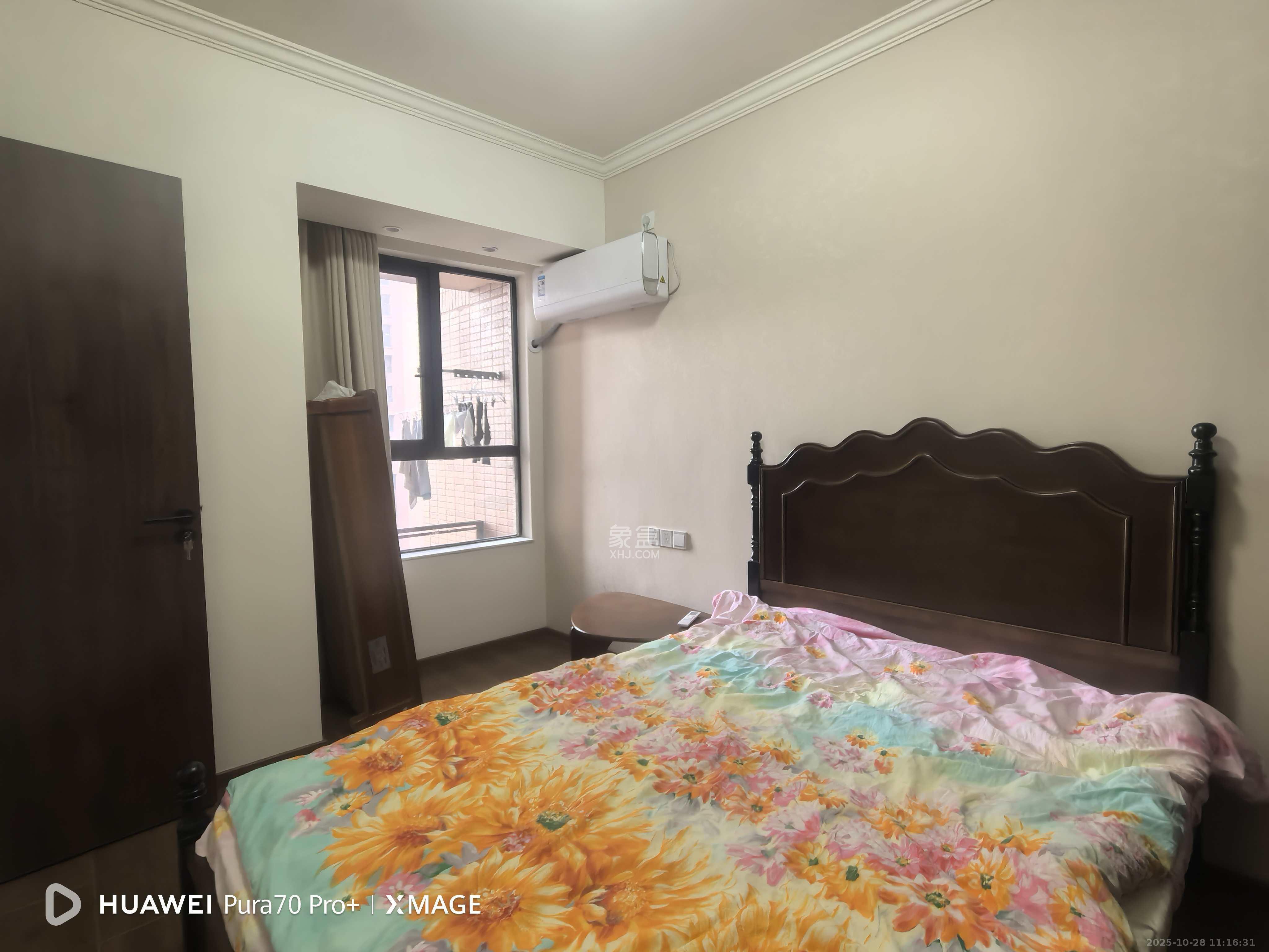 三一街区  2室2厅1卫    1800.0元/月 三一街区  2室2厅1卫    1800.0元/月室内图