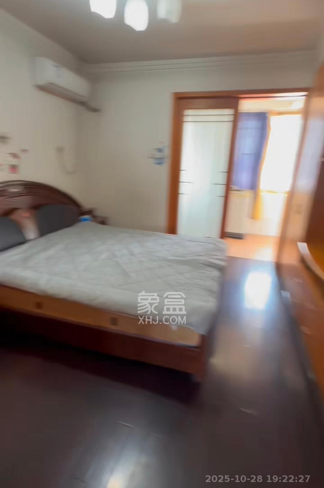 广铁六公司宿舍 2室1厅1卫 2000.0元/月 广铁六公司宿舍 2室1厅1卫 2000.0元/月室内图