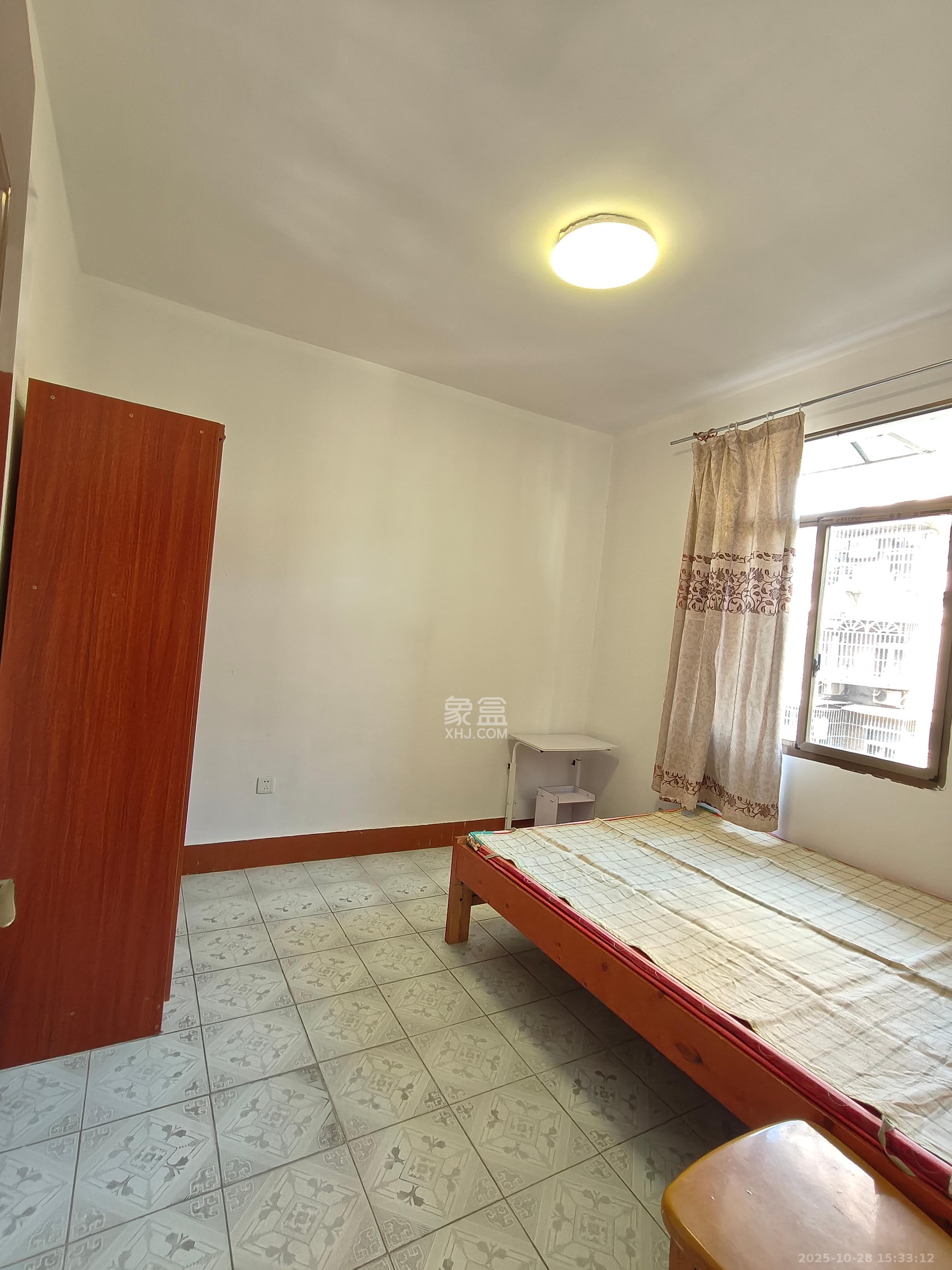 育才学校宿舍（南元宫巷）  2室1厅1卫    1500.0元/月室内图