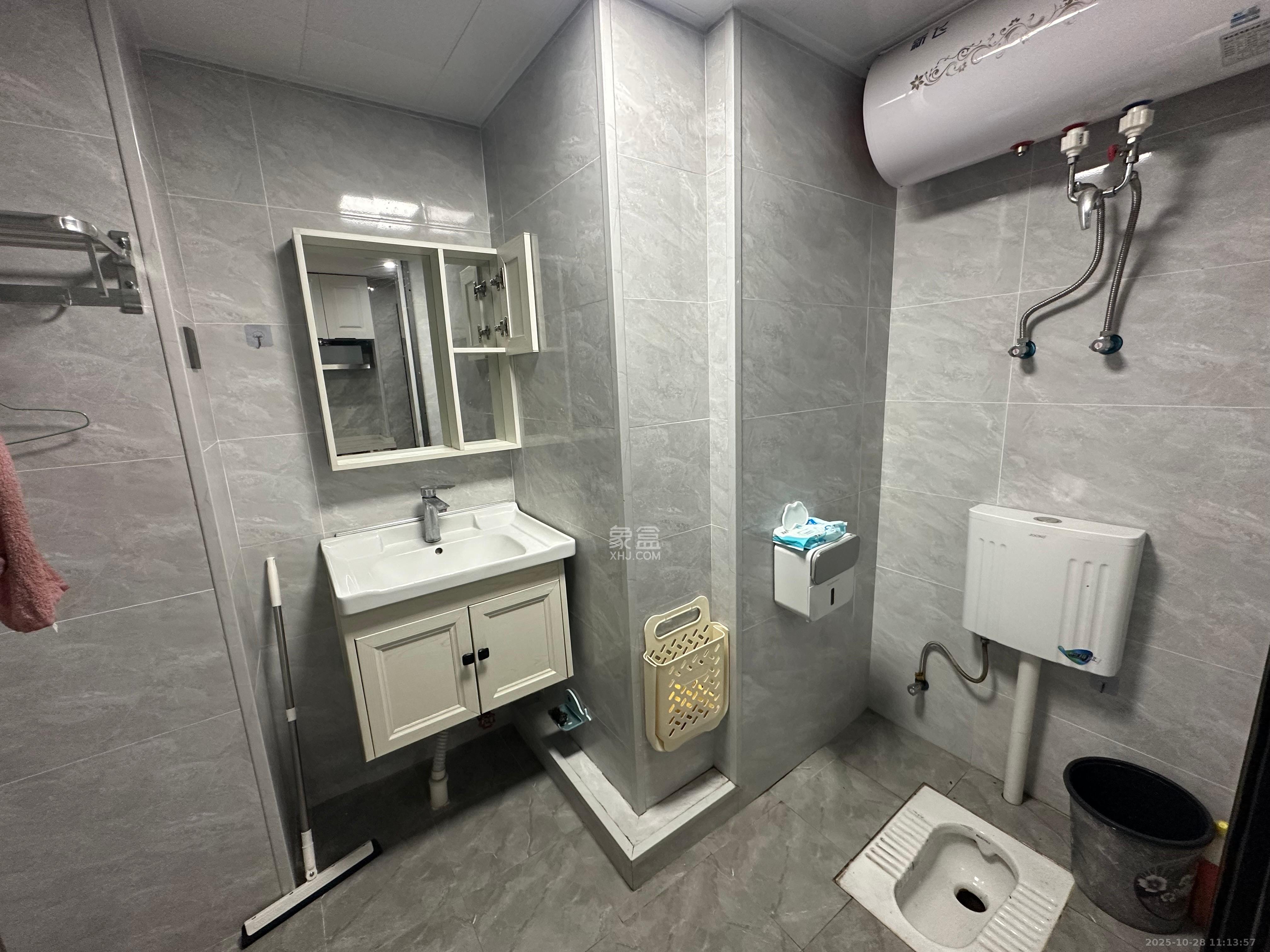 中建嘉和城  1室1厅1卫    1500.0元/月 中建嘉和城  1室1厅1卫    1500.0元/月室内图