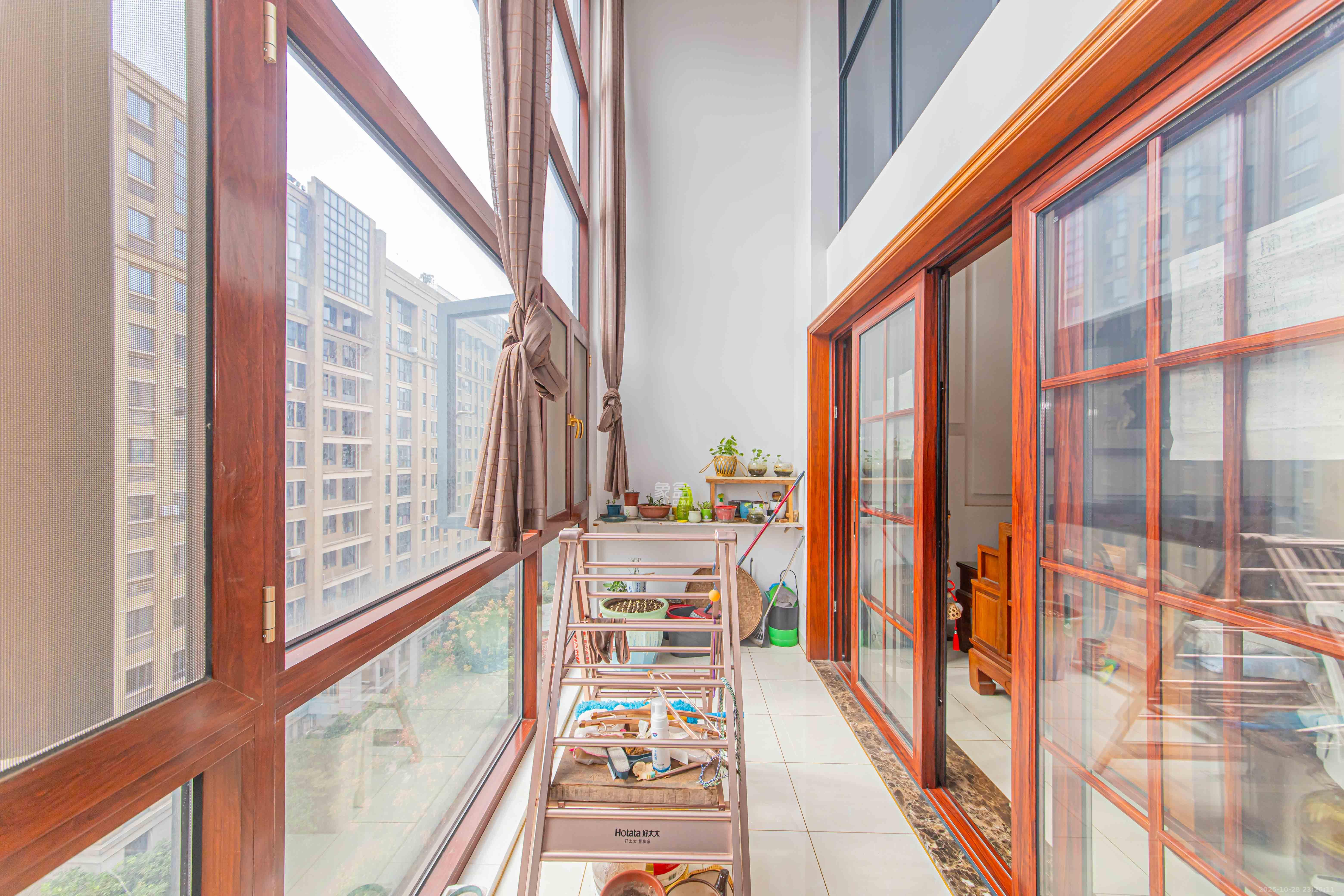 鑫远尚玺苑  4室2厅2卫    298.0万 鑫远尚玺苑  4室2厅2卫    298.0万阳台