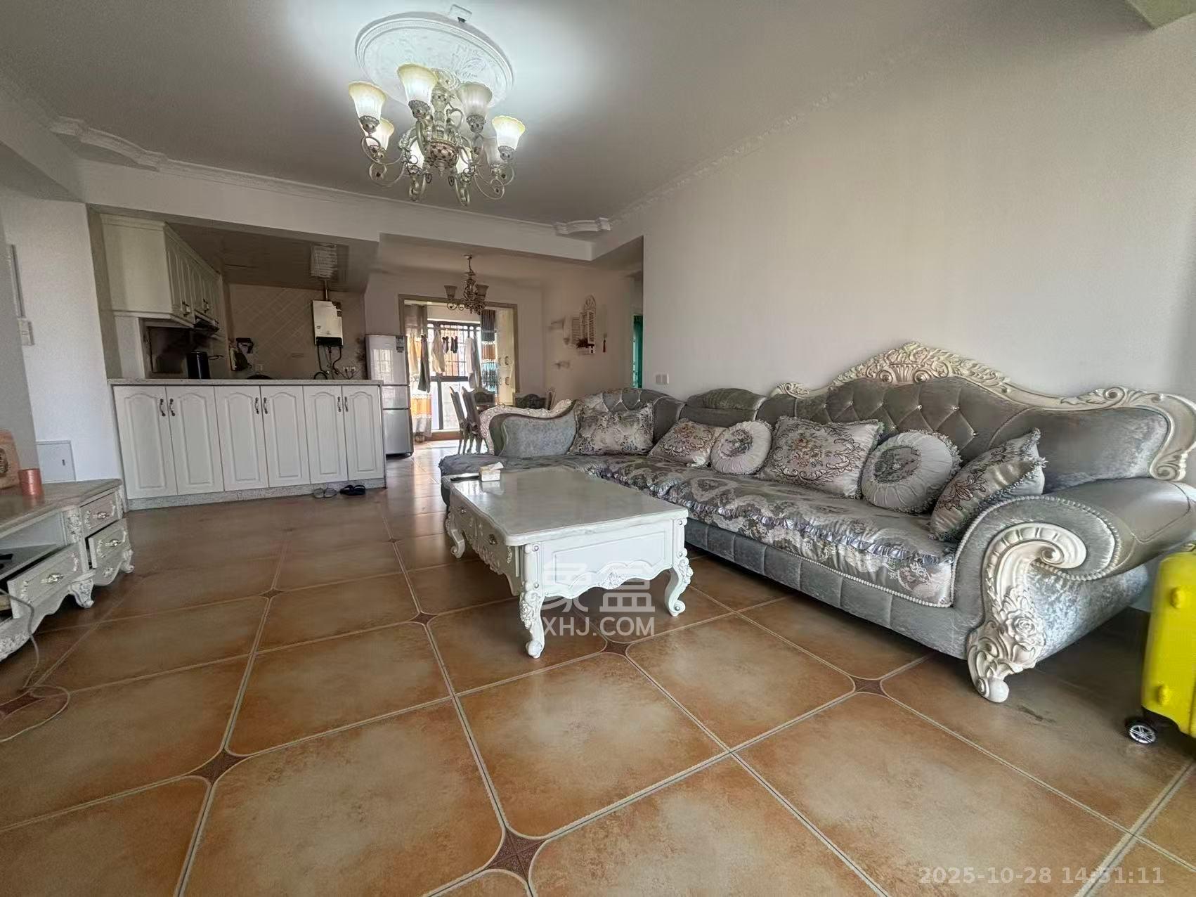 邦盛水岸御园  3室2厅2卫    2200.0元/月室内图