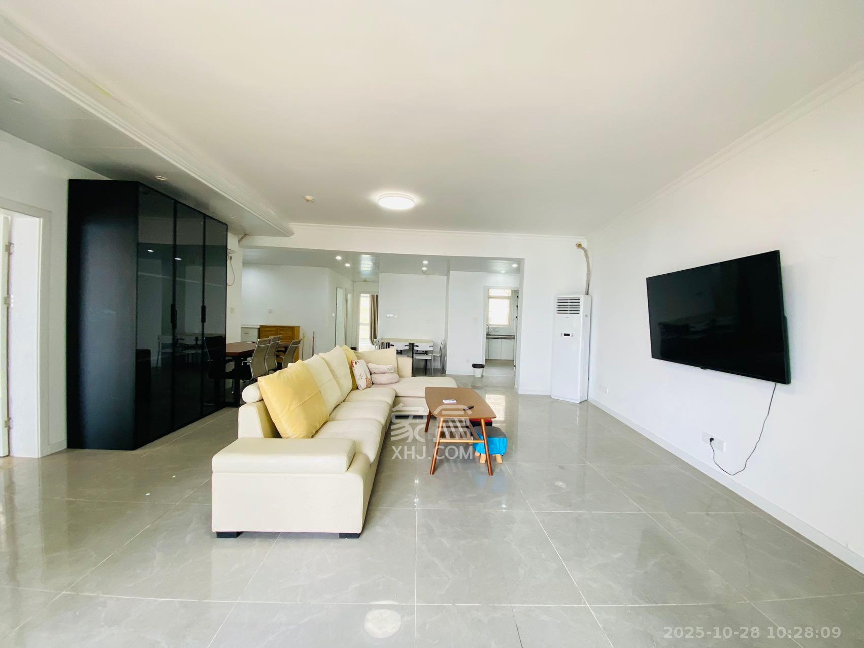 北辰定江洋  3室2厅3卫    6200.0元/月 北辰定江洋  3室2厅3卫    6200.0元/月室内图1