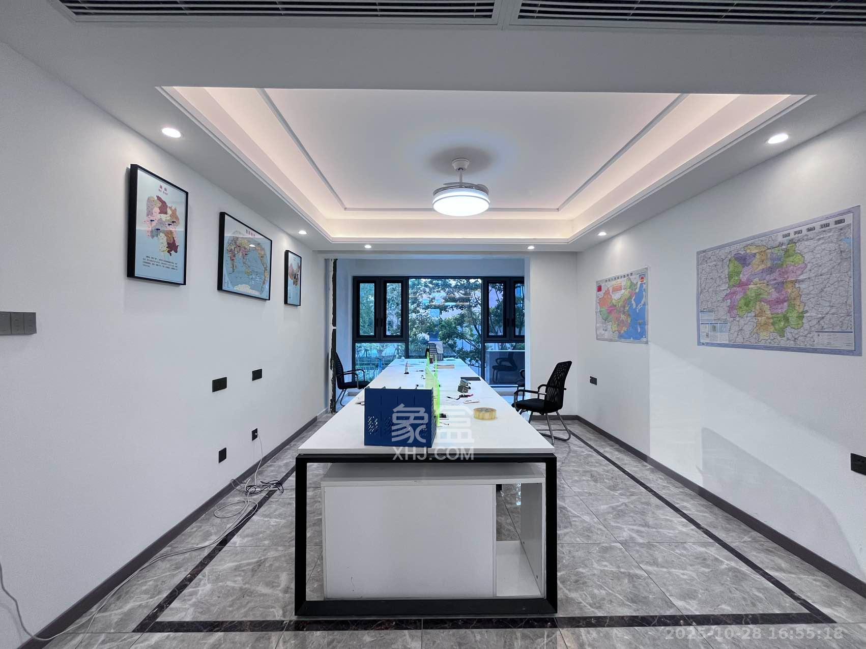 绿地V岛  4室2厅2卫    3800.0元/月 绿地V岛  4室2厅2卫    3800.0元/月