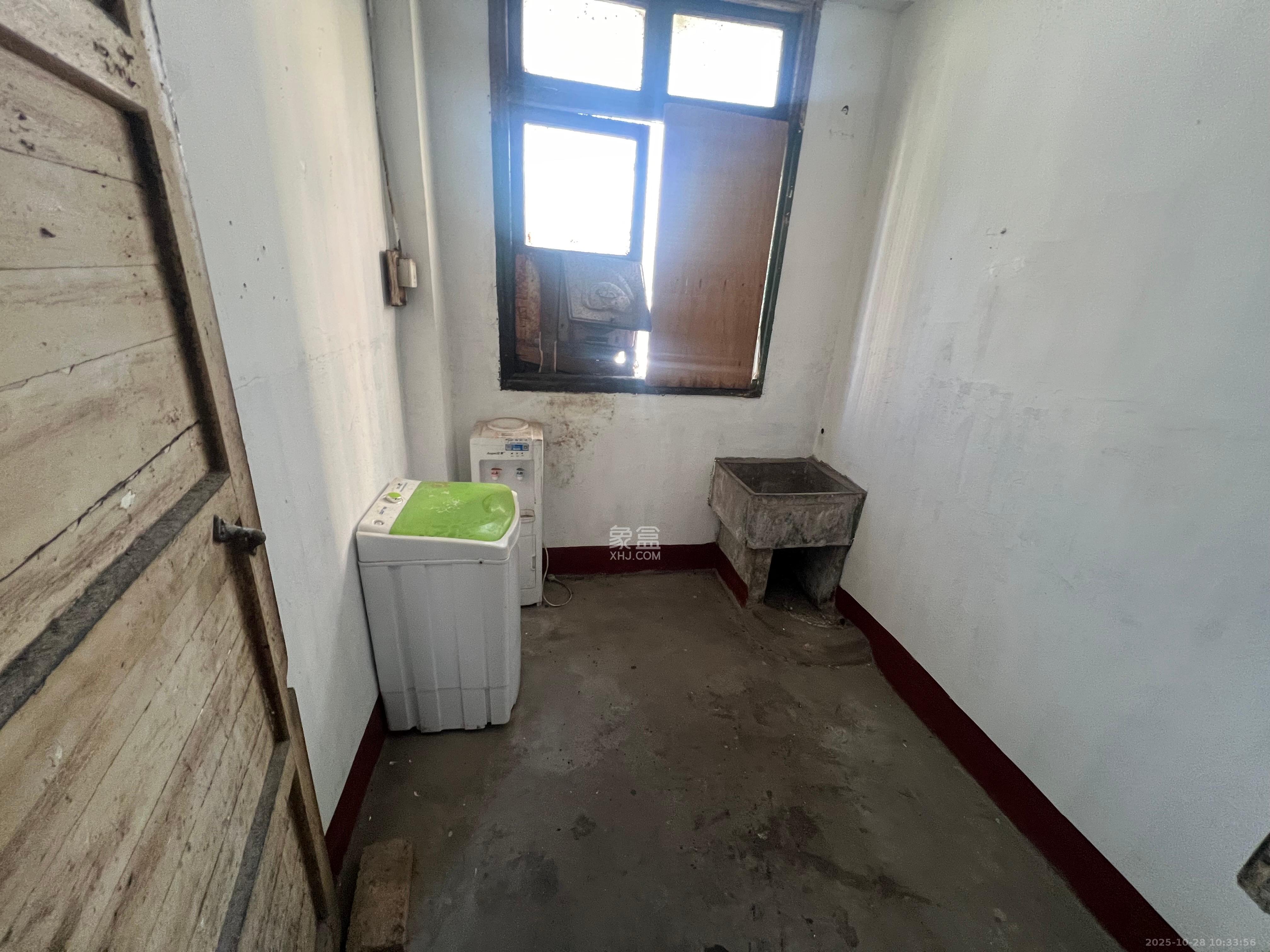 朝阳一、二村 3室1厅1卫 1500.0元/月 朝阳一、二村 3室1厅1卫 1500.0元/月室内图