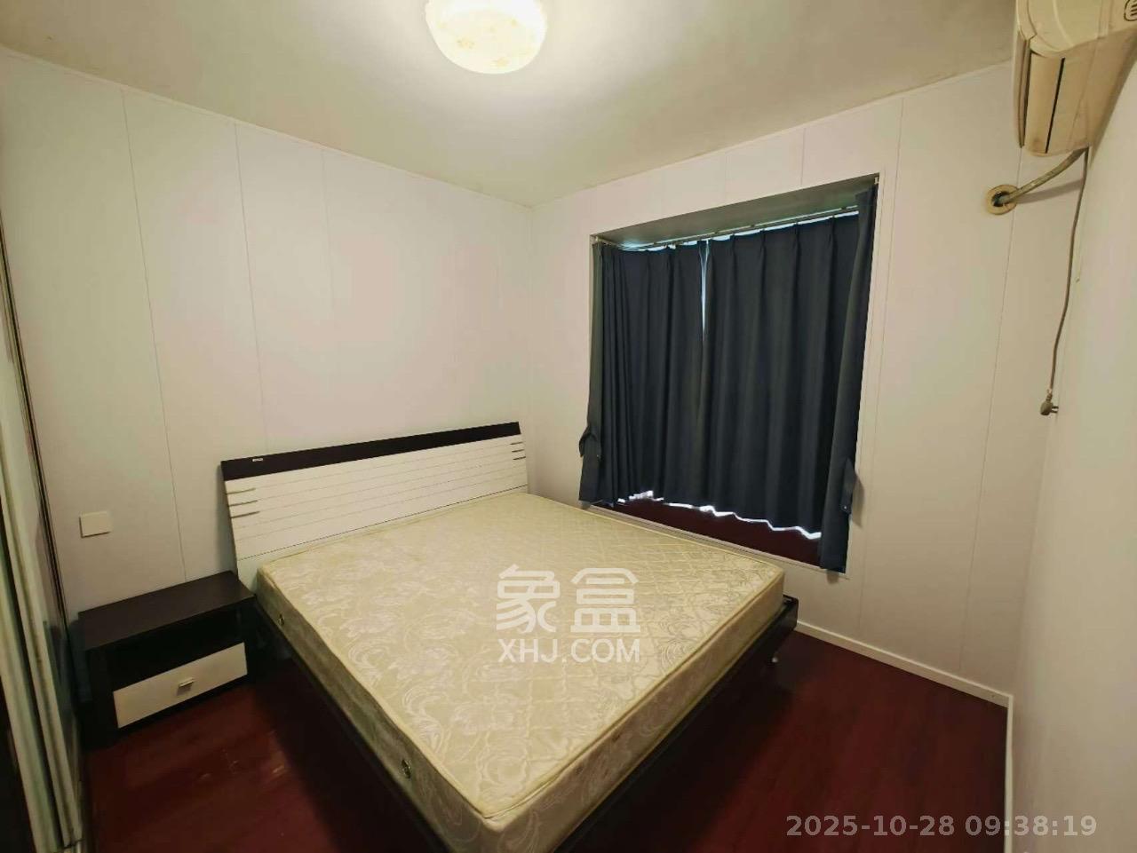 西子花苑  1室2厅2卫    2800.0元/月室内图