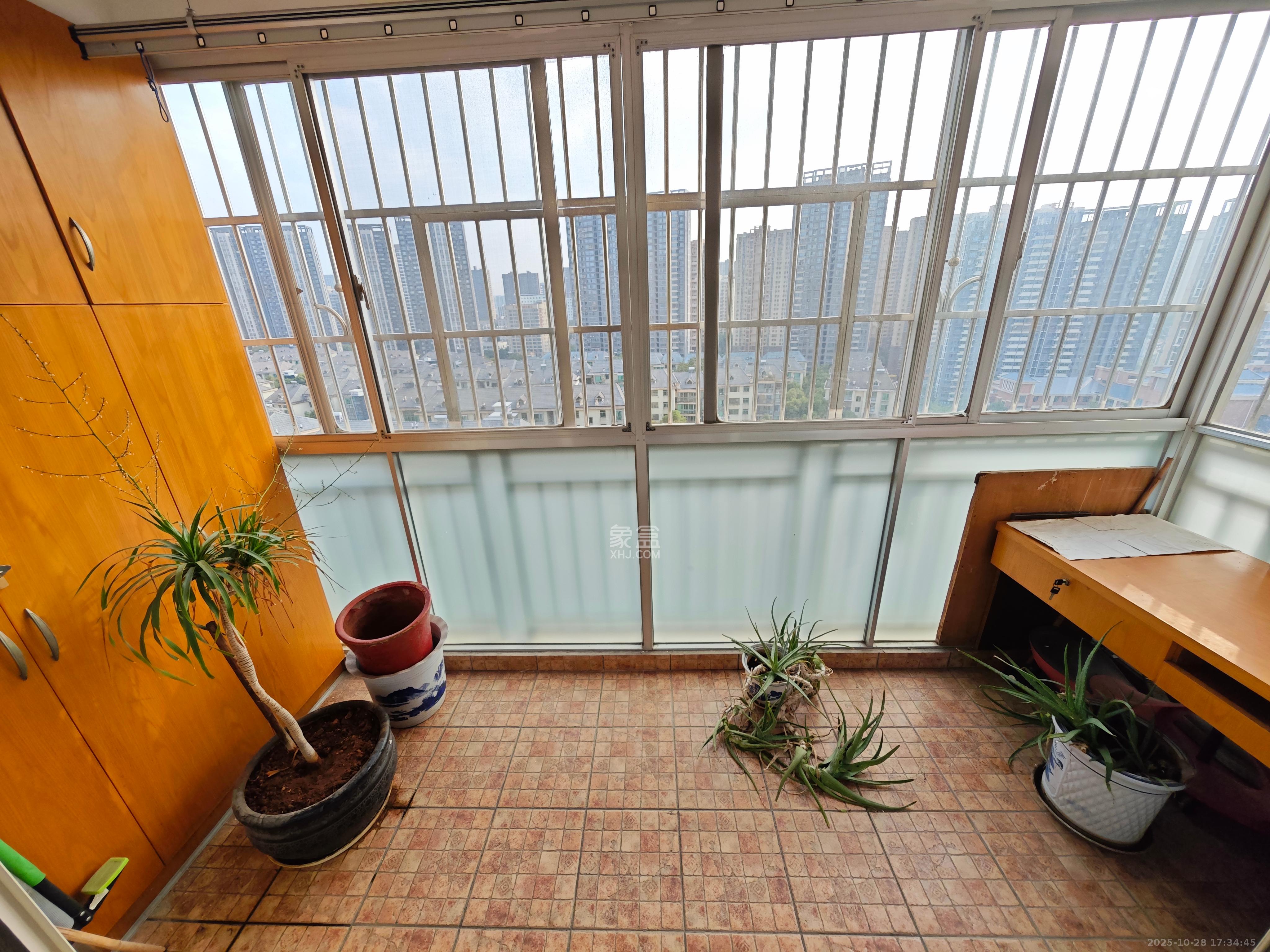 柠檬丽都 3室2厅2卫 2800.0元/月 柠檬丽都 3室2厅2卫 2800.0元/月室内图