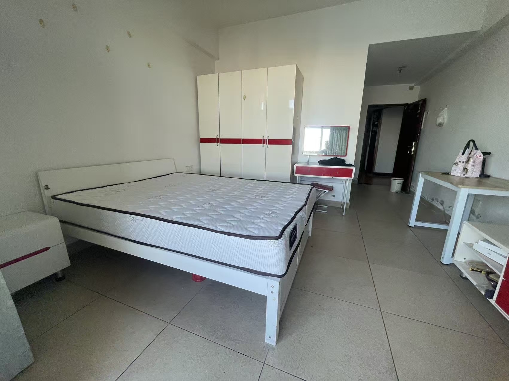 金水湾 1室0厅1卫 1200.0元/月 金水湾 1室0厅1卫 1200.0元/月室内图