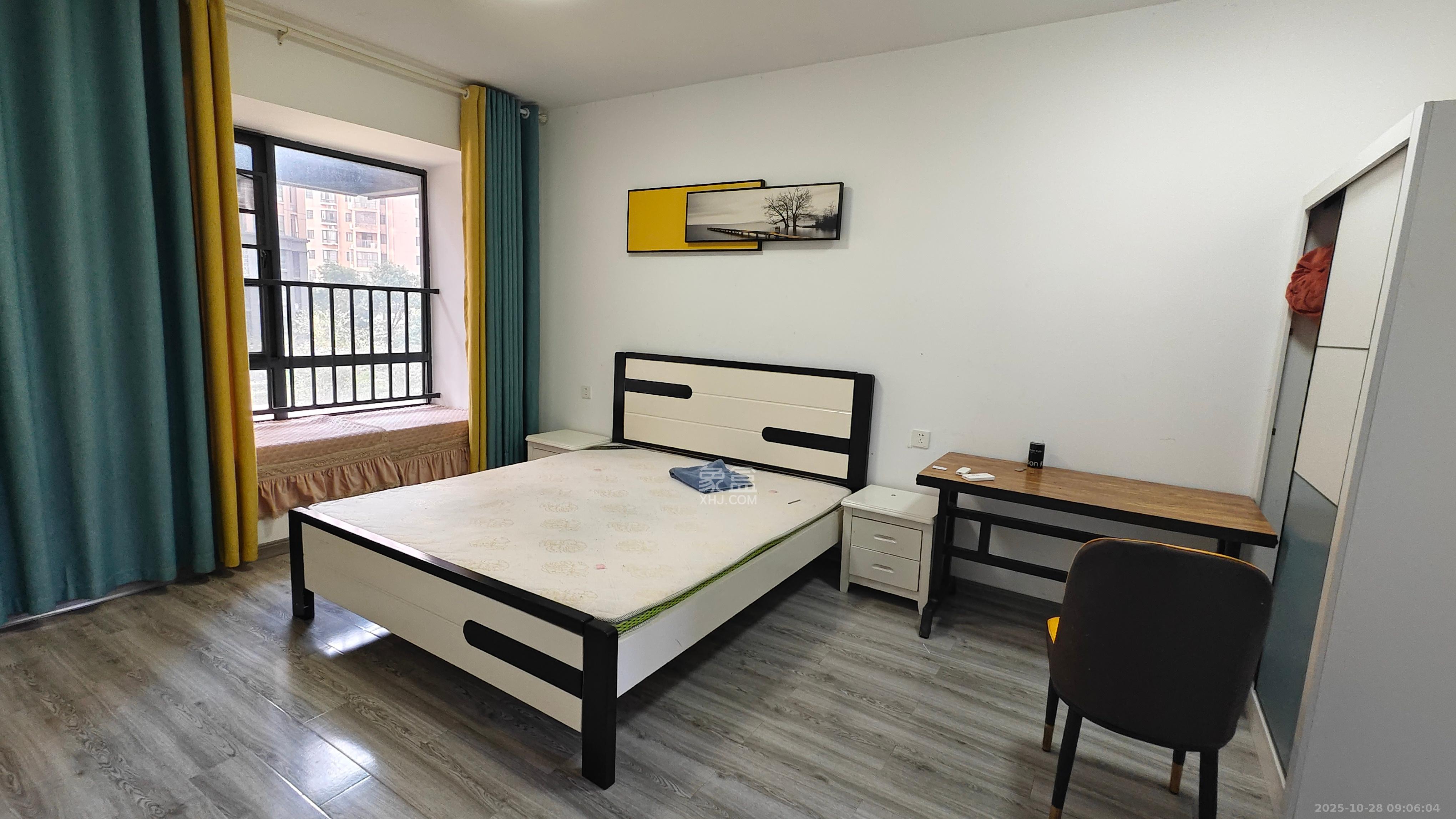 西湖鸿运佳苑 3室2厅2卫 2200.0元/月 西湖鸿运佳苑 3室2厅2卫 2200.0元/月室内图