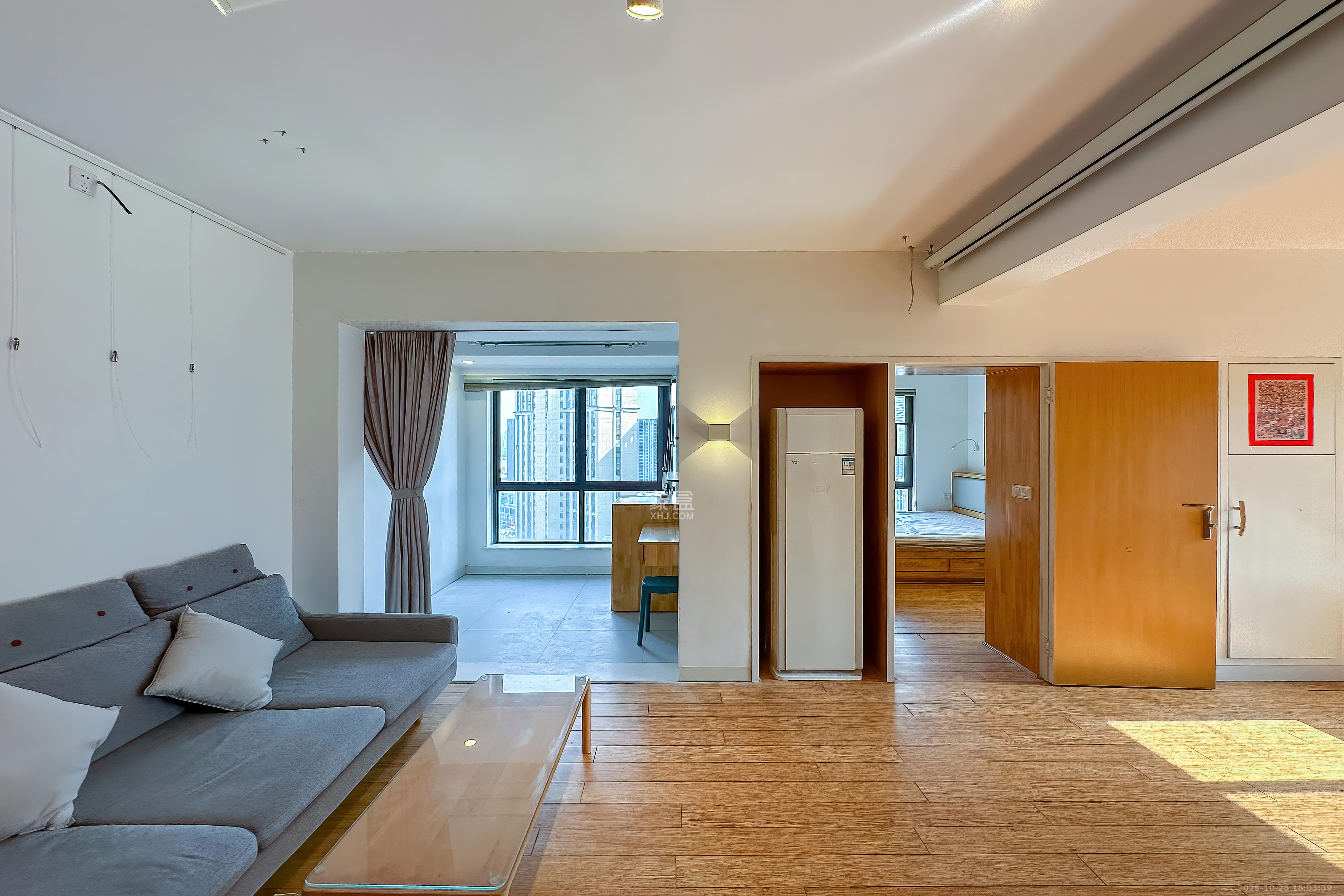 合能洋湖公馆  3室2厅1卫    77.0万 合能洋湖公馆  3室2厅1卫    77.0万客厅