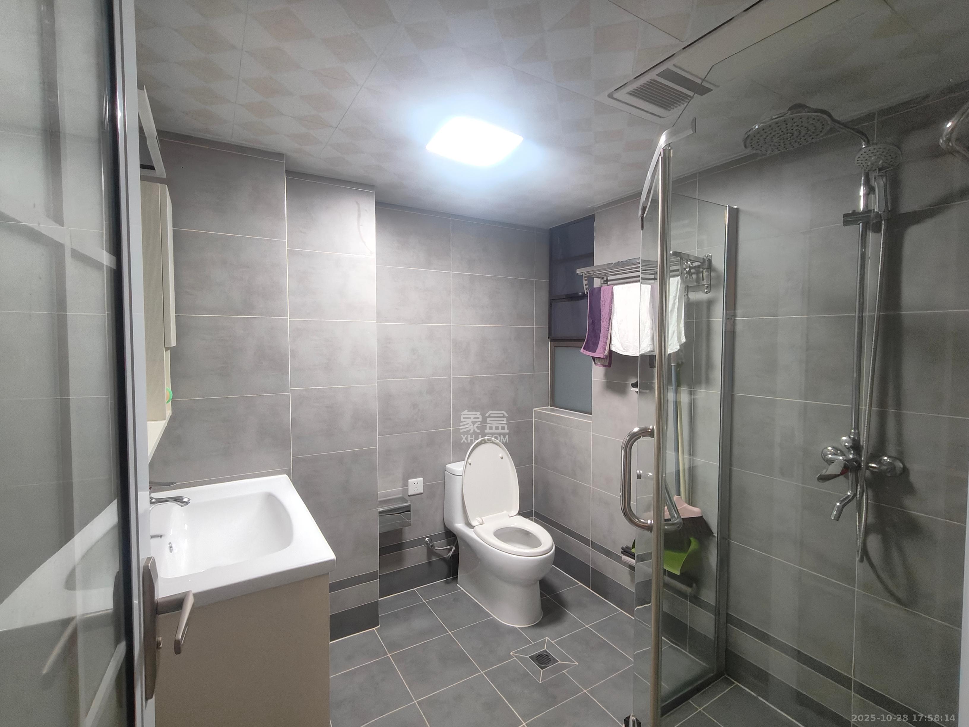 佳兆业云顶梅溪湖(佳兆业梅溪荟) 3室2厅2卫 3800.0元/月 佳兆业云顶梅溪湖(佳兆业梅溪荟) 3室2厅2卫 3800.0元/月室内图