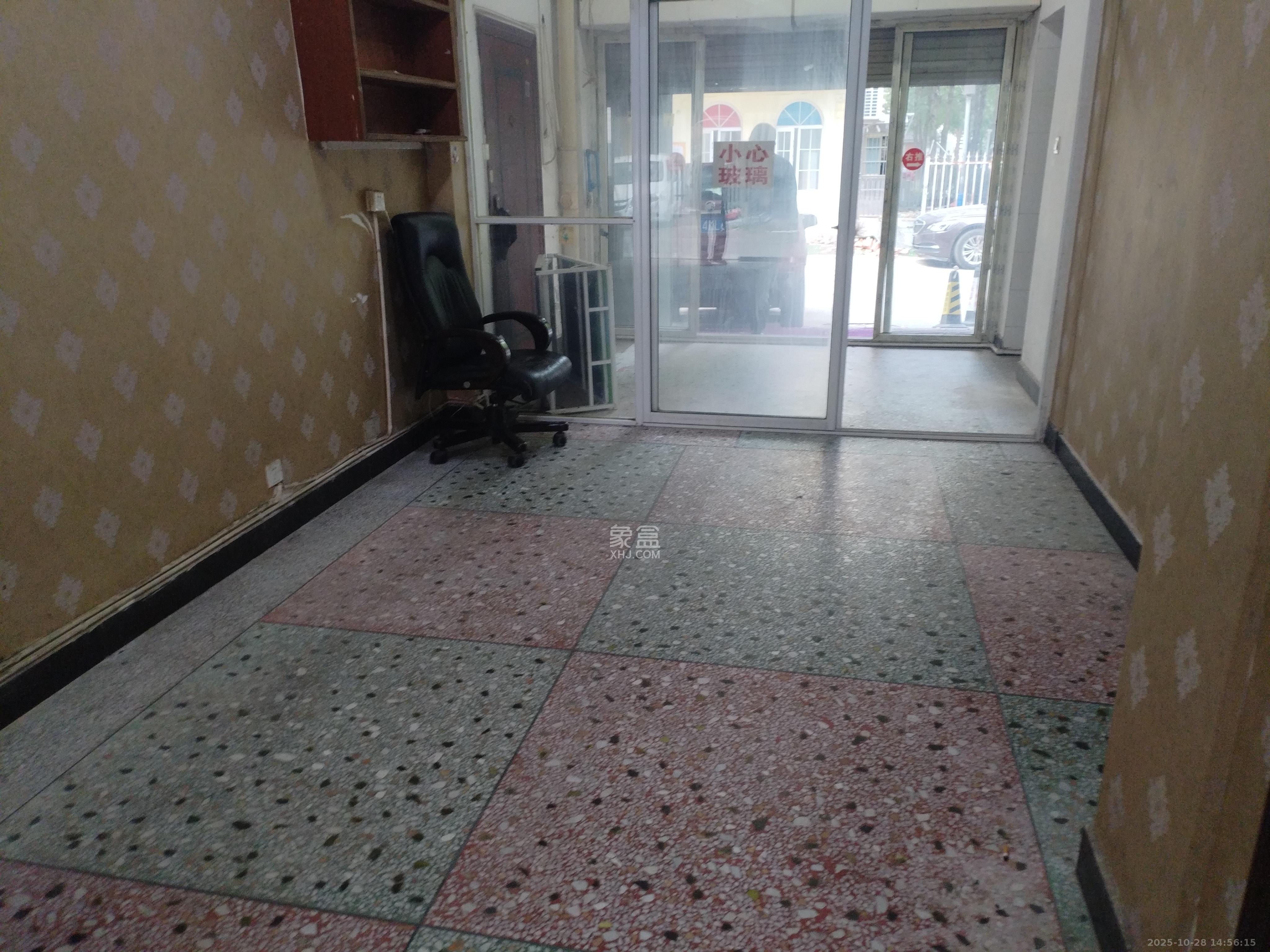 金石蓉园 2室1厅1卫 2400.0元/月 金石蓉园 2室1厅1卫 2400.0元/月室内图