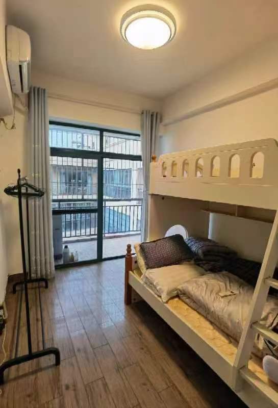 星华商厦 3室2厅2卫 3500.0元/月 星华商厦 3室2厅2卫 3500.0元/月室内图