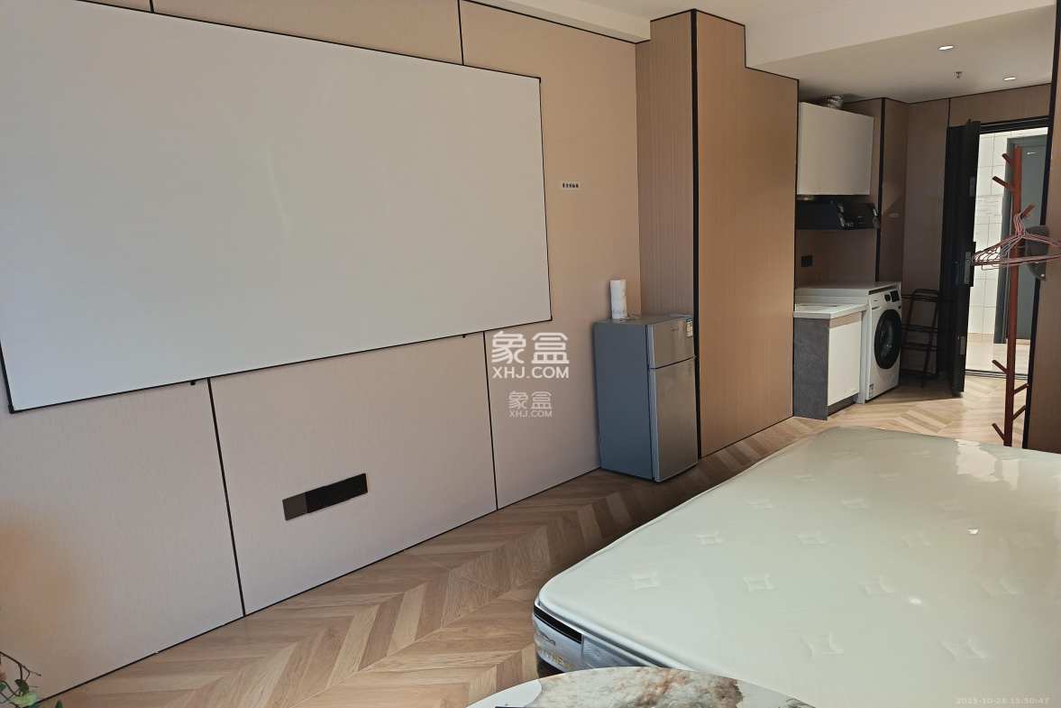 臻园 1室1厅1卫 1600.0元/月 臻园 1室1厅1卫 1600.0元/月室内图