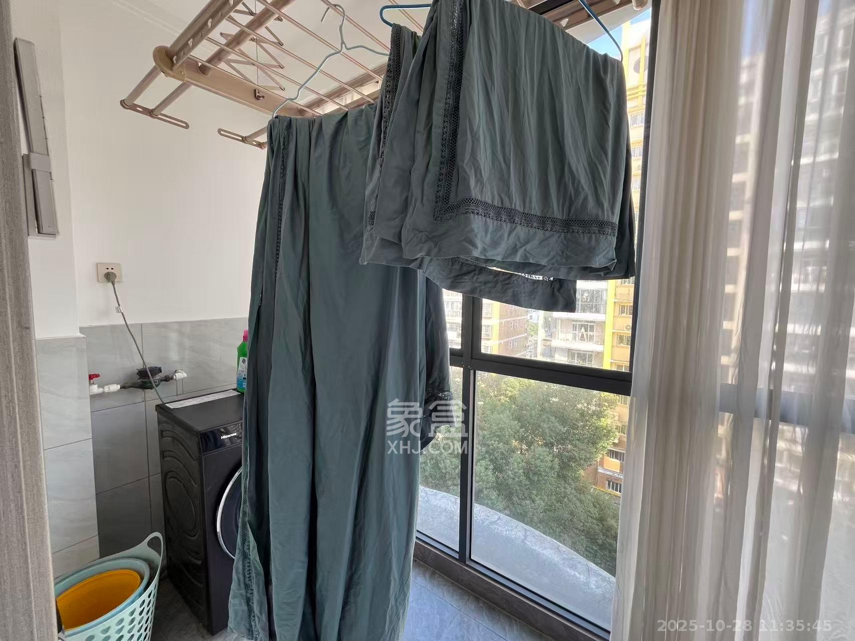 楚天家园  3室2厅2卫    2500.0元/月 楚天家园  3室2厅2卫    2500.0元/月室内图