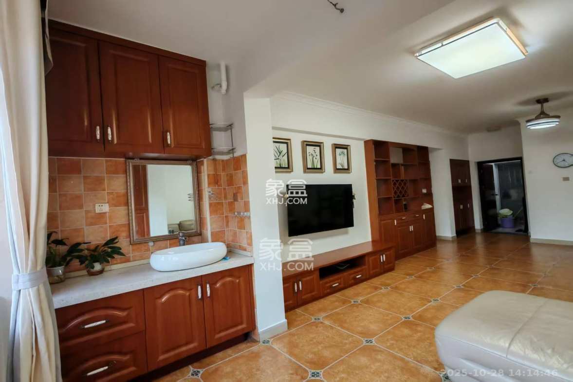 澳海澜庭 2室2厅1卫 1500.0元/月 澳海澜庭 2室2厅1卫 1500.0元/月室内图