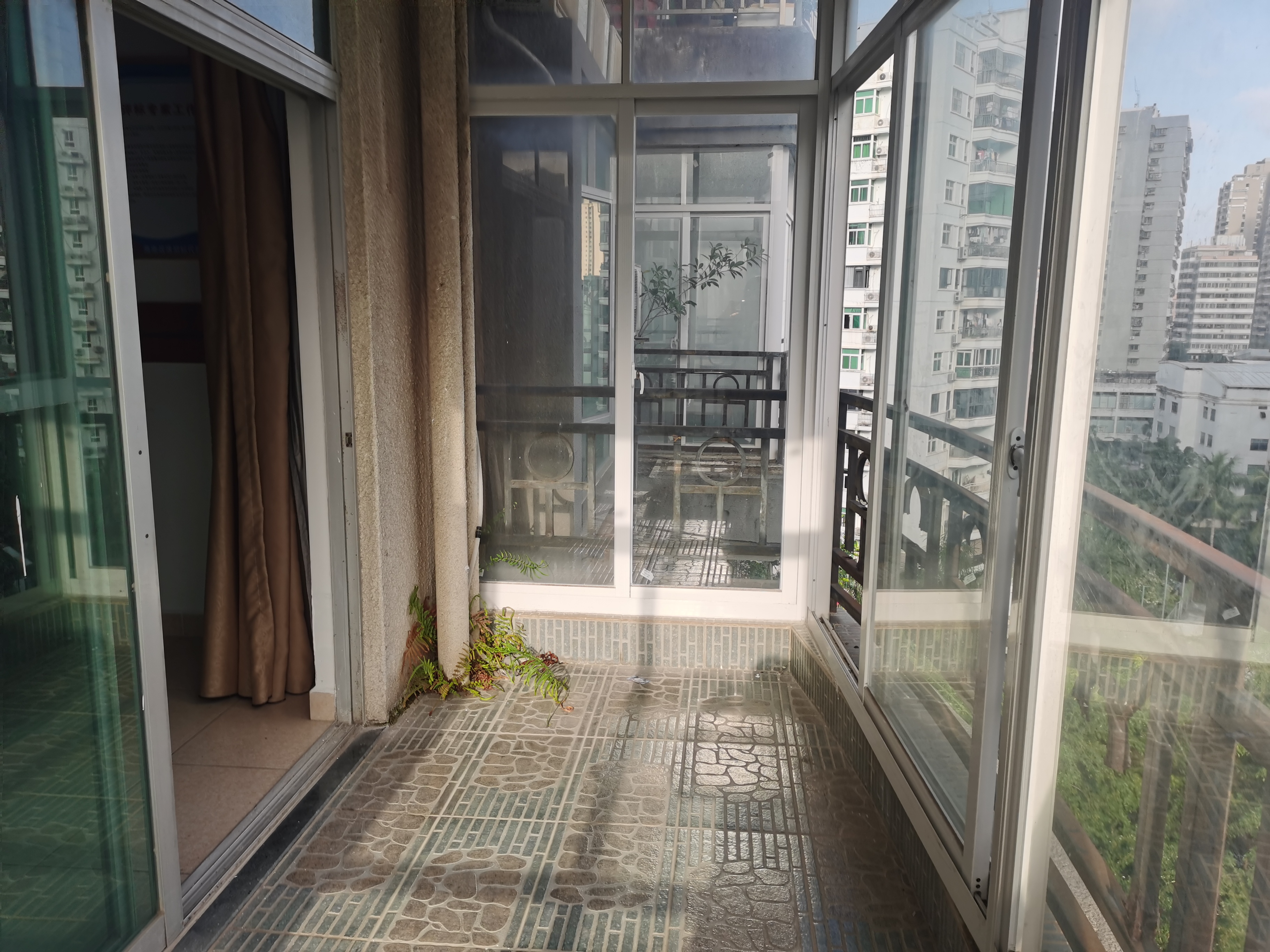 名门广场南区（一期）  3室2厅2卫    218.0万室内图