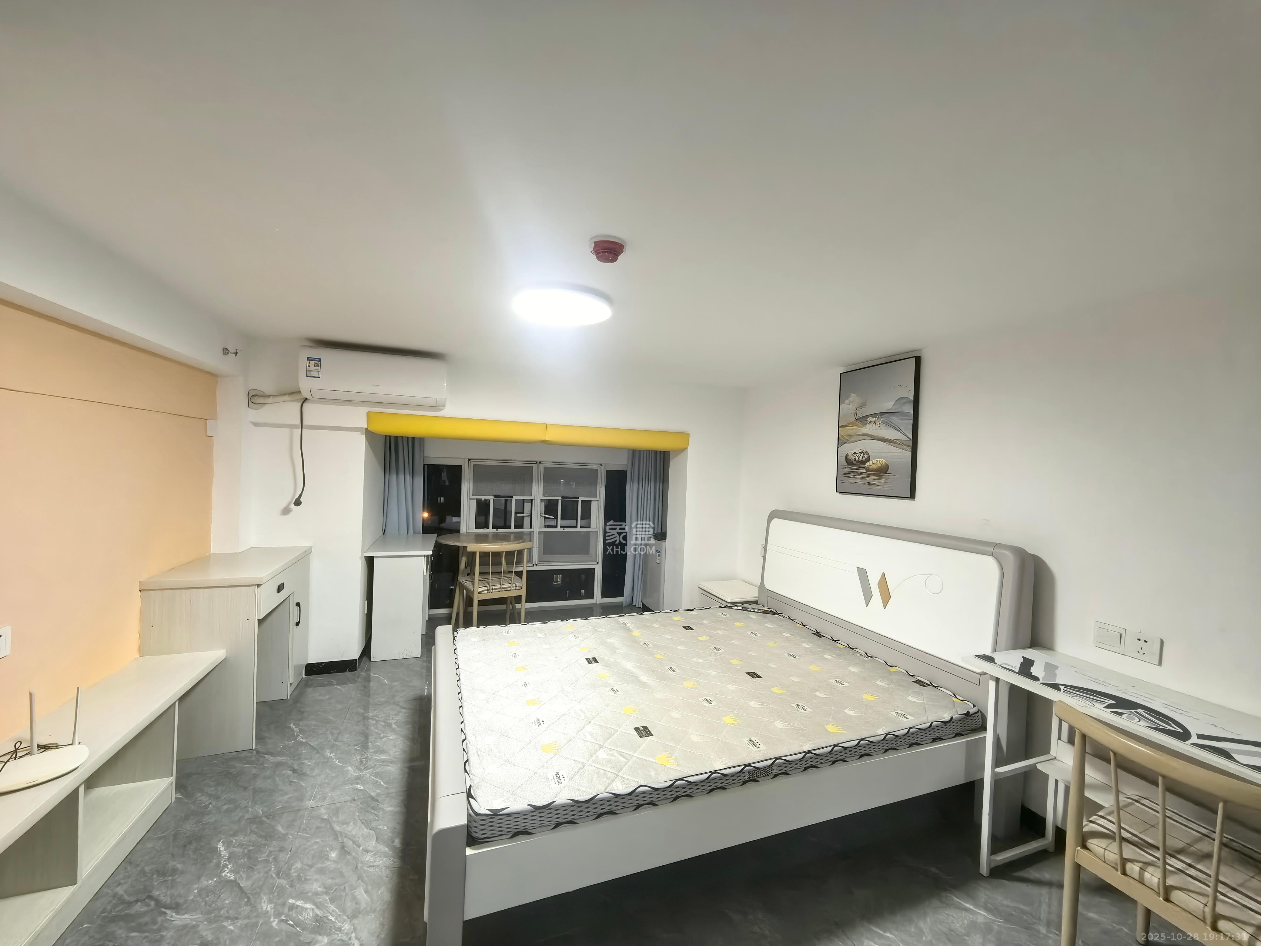 金地中交麓谷香颂(金地中交雅苑)  1室1厅1卫    1250.0元/月室内图1