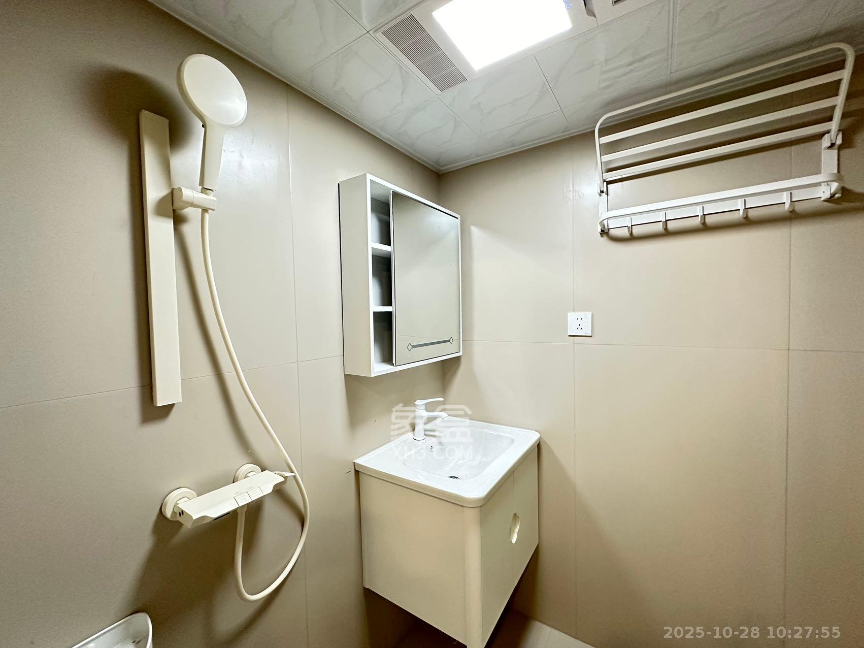 金地兰亭樾  2室2厅1卫    2800.0元/月室内图