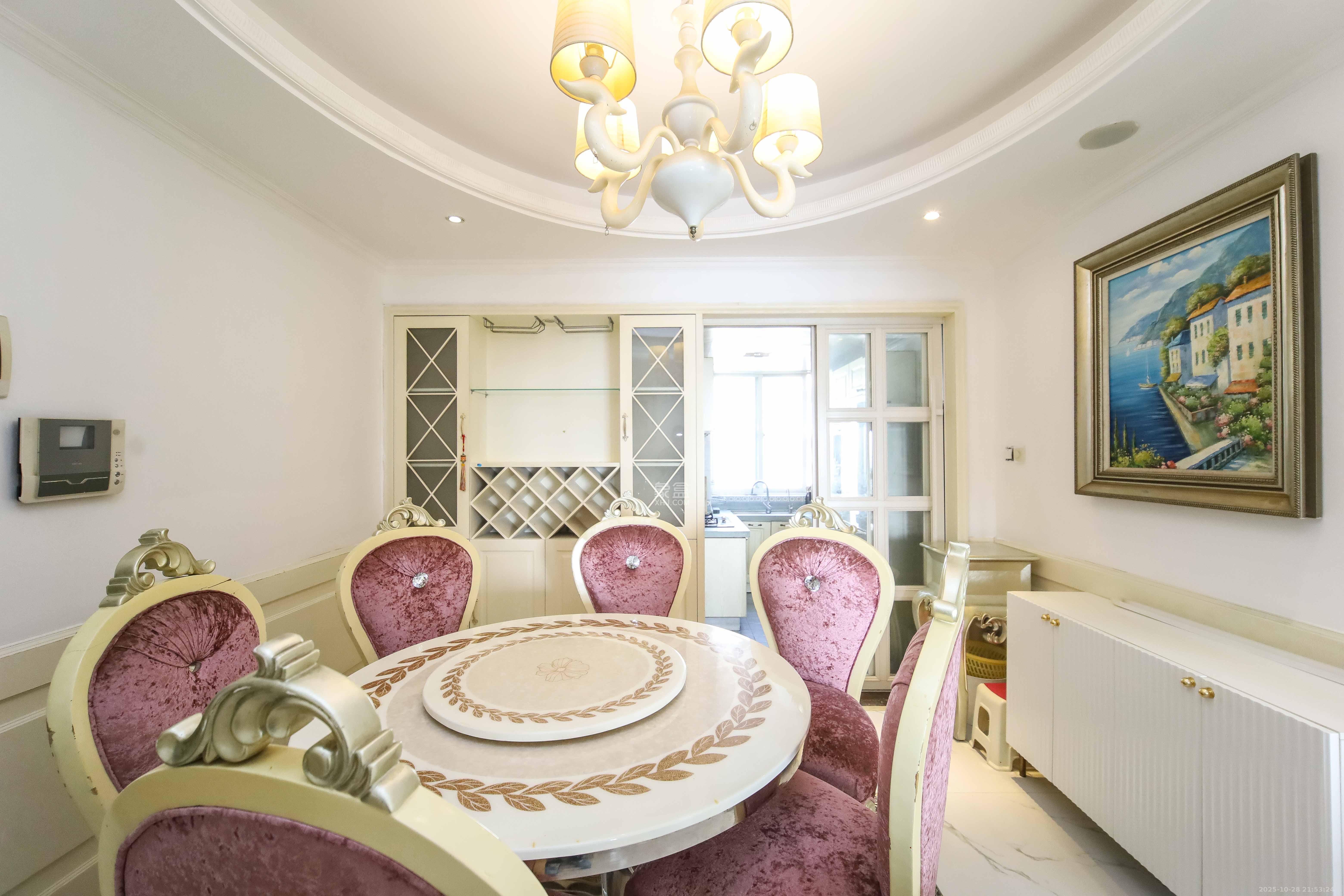 东门壹号家园  3室2厅2卫    100.0万 东门壹号家园  3室2厅2卫    100.0万厨房