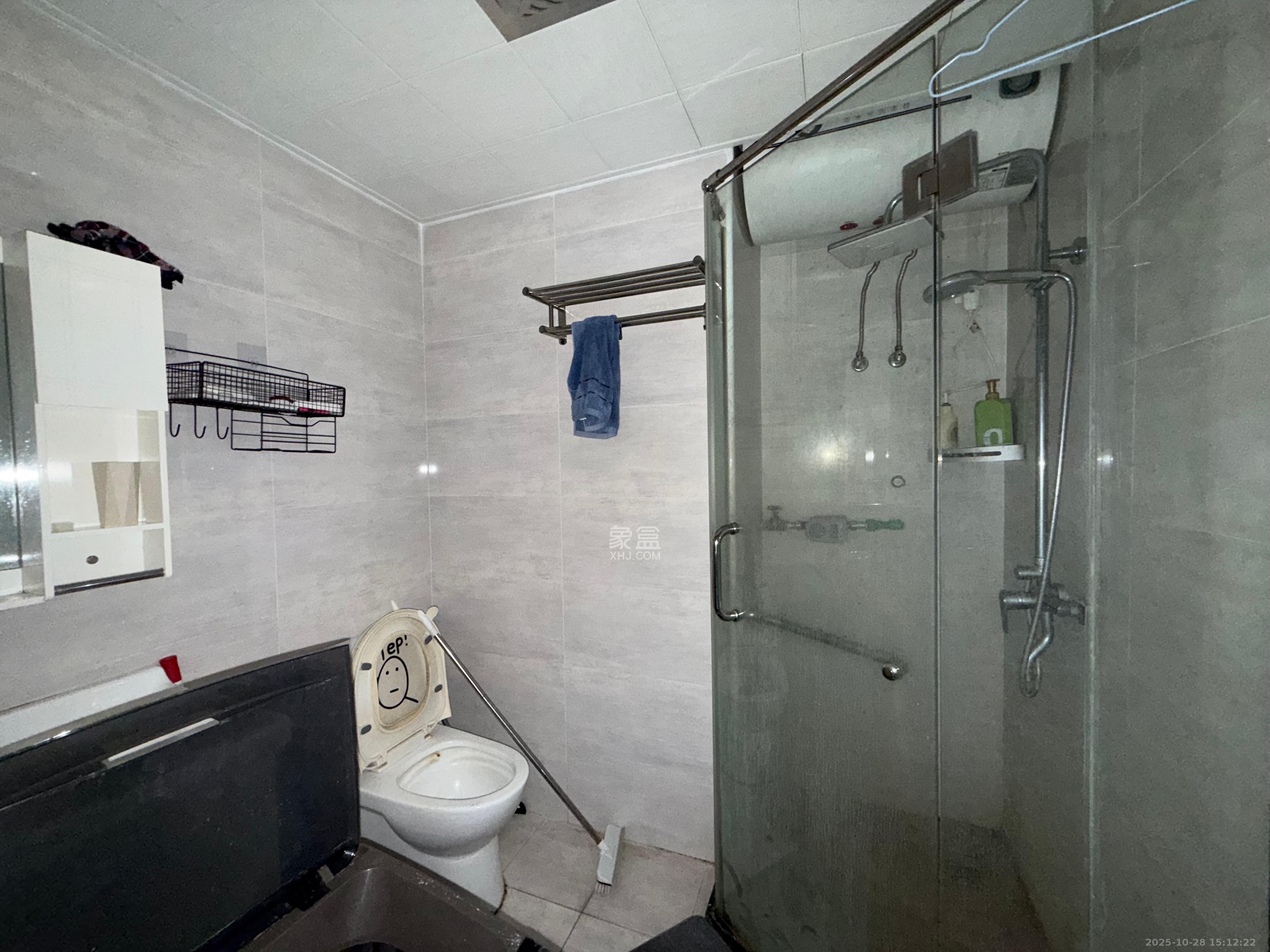 荣悦台  2室1厅1卫    1750.0元/月 荣悦台  2室1厅1卫    1750.0元/月