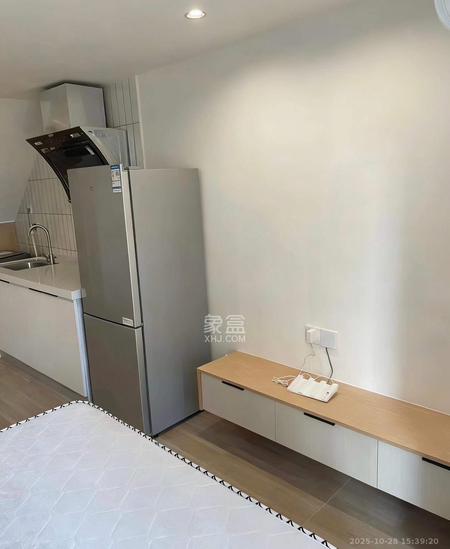 爱家当代境 1室1厅1卫 1200.0元/月 爱家当代境 1室1厅1卫 1200.0元/月室内图