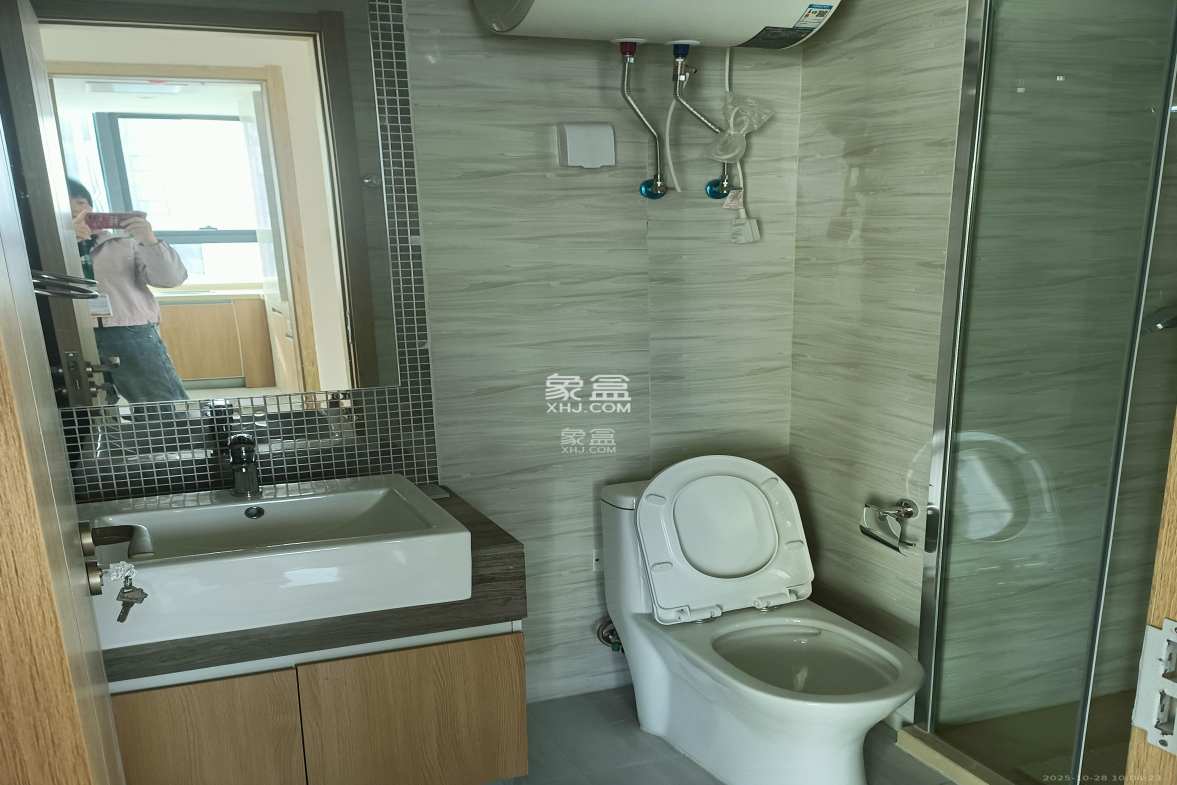 恒大珺悦府 2室1厅1卫 2400.0元/月 恒大珺悦府 2室1厅1卫 2400.0元/月室内图