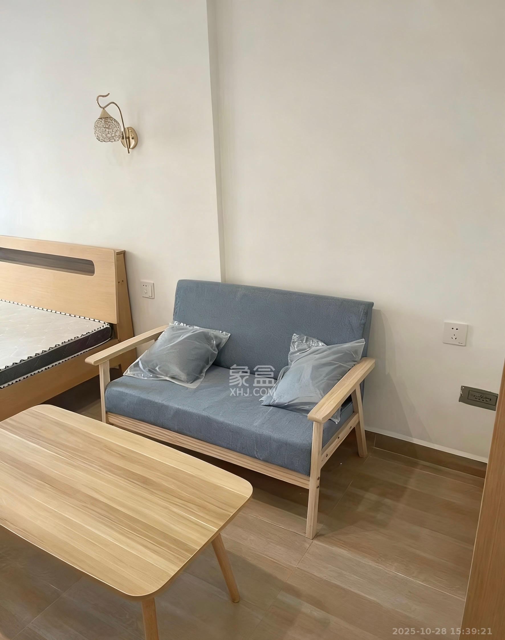 爱家当代境  1室1厅1卫    1200.0元/月室内图