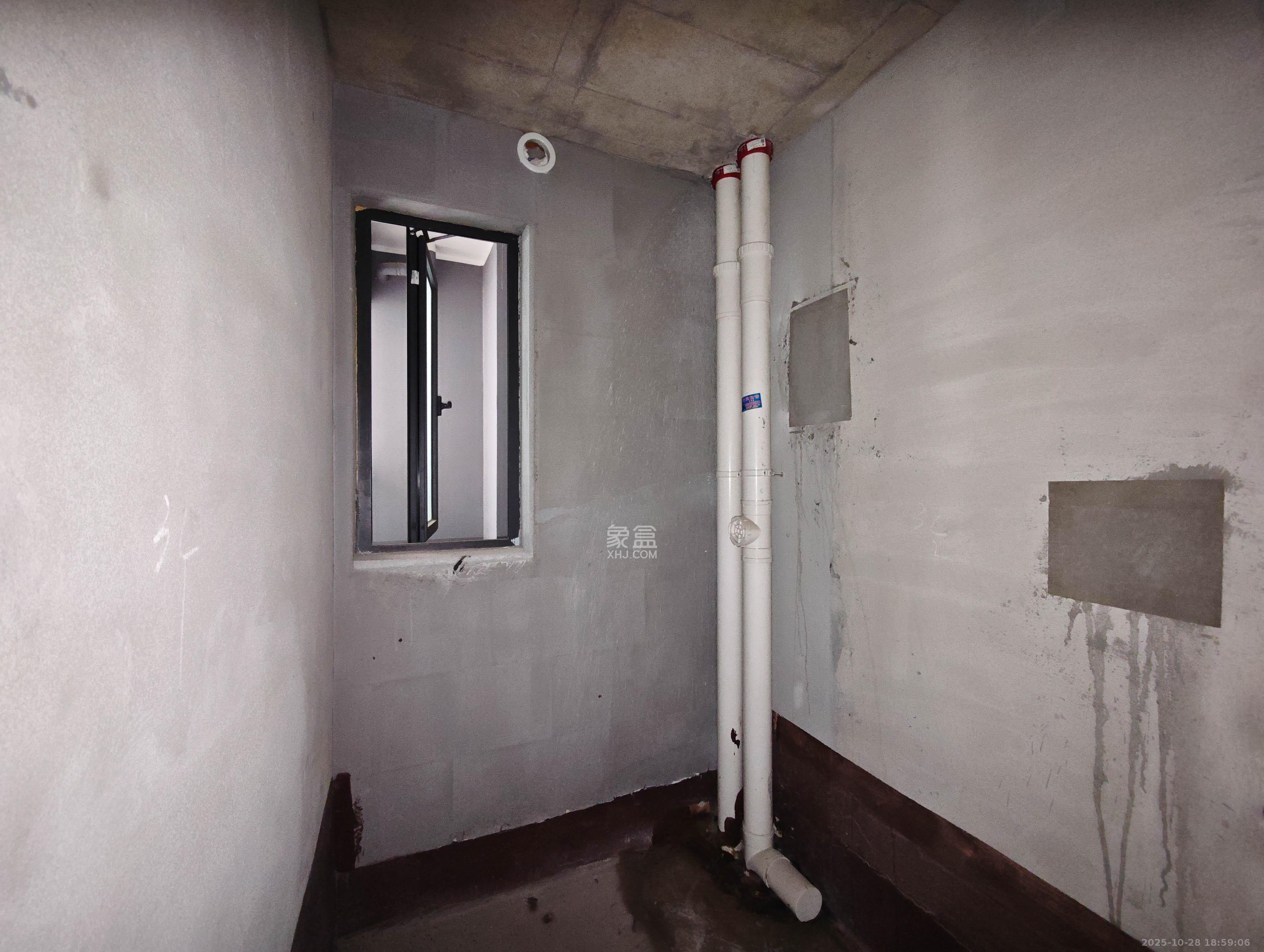 新城明昱东方  3室2厅1卫    78.0万卫生间