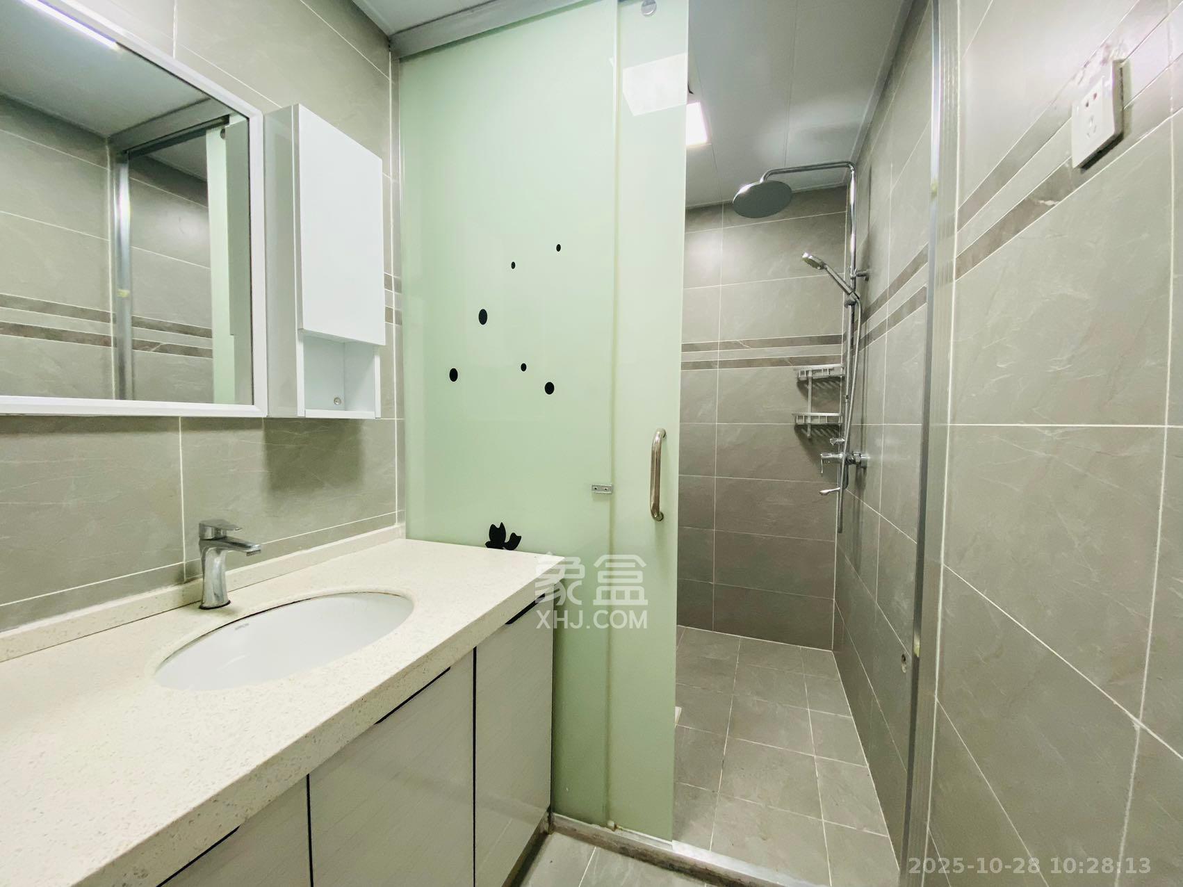 北辰定江洋  3室2厅3卫    6200.0元/月 北辰定江洋  3室2厅3卫    6200.0元/月室内图