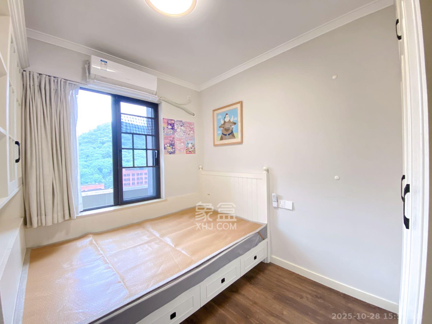 万科里梅溪郡  4室2厅2卫    5000.0元/月 万科里梅溪郡  4室2厅2卫    5000.0元/月室内图